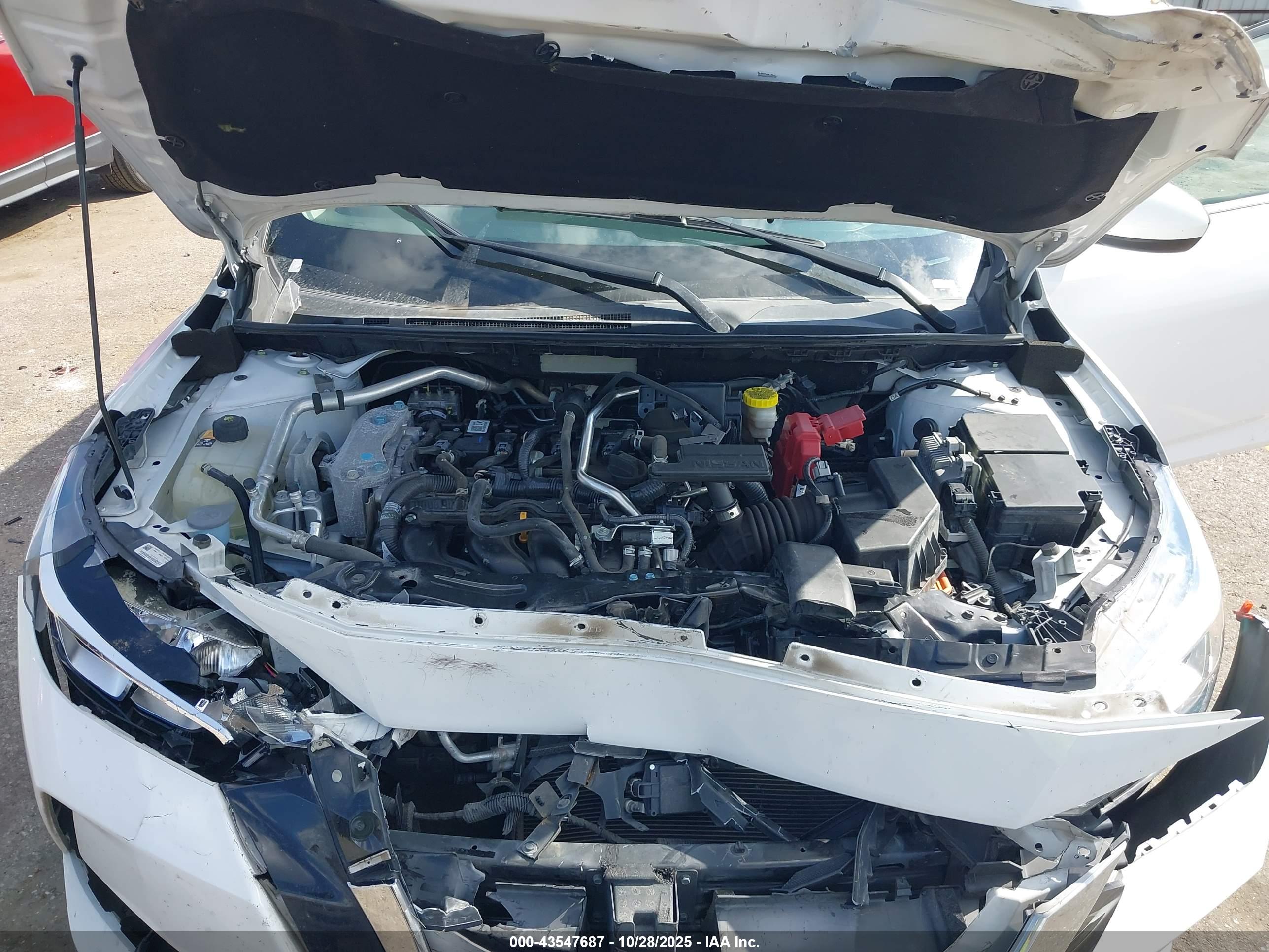 NISSAN SENTRA image 10