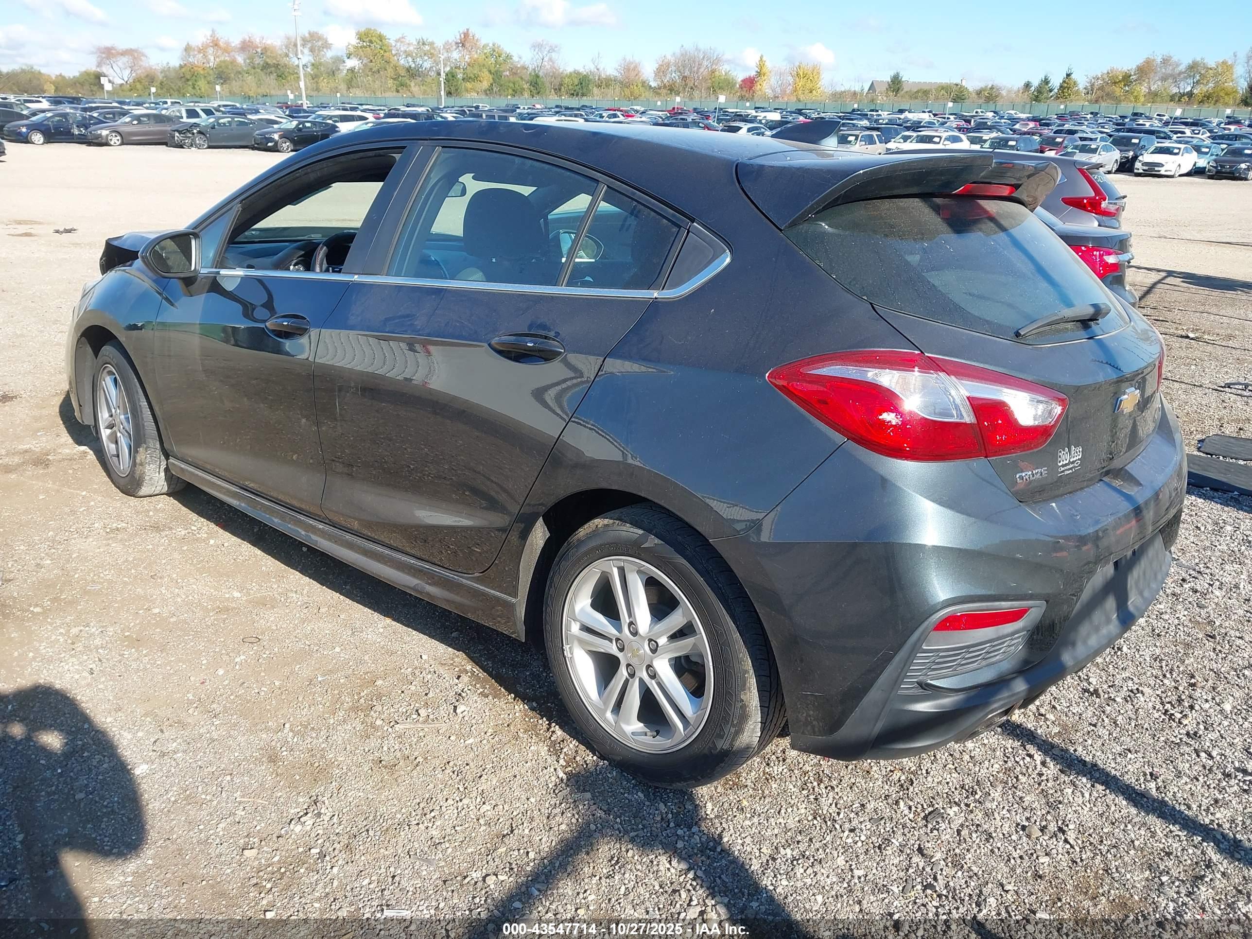 CHEVROLET CRUZE image 3