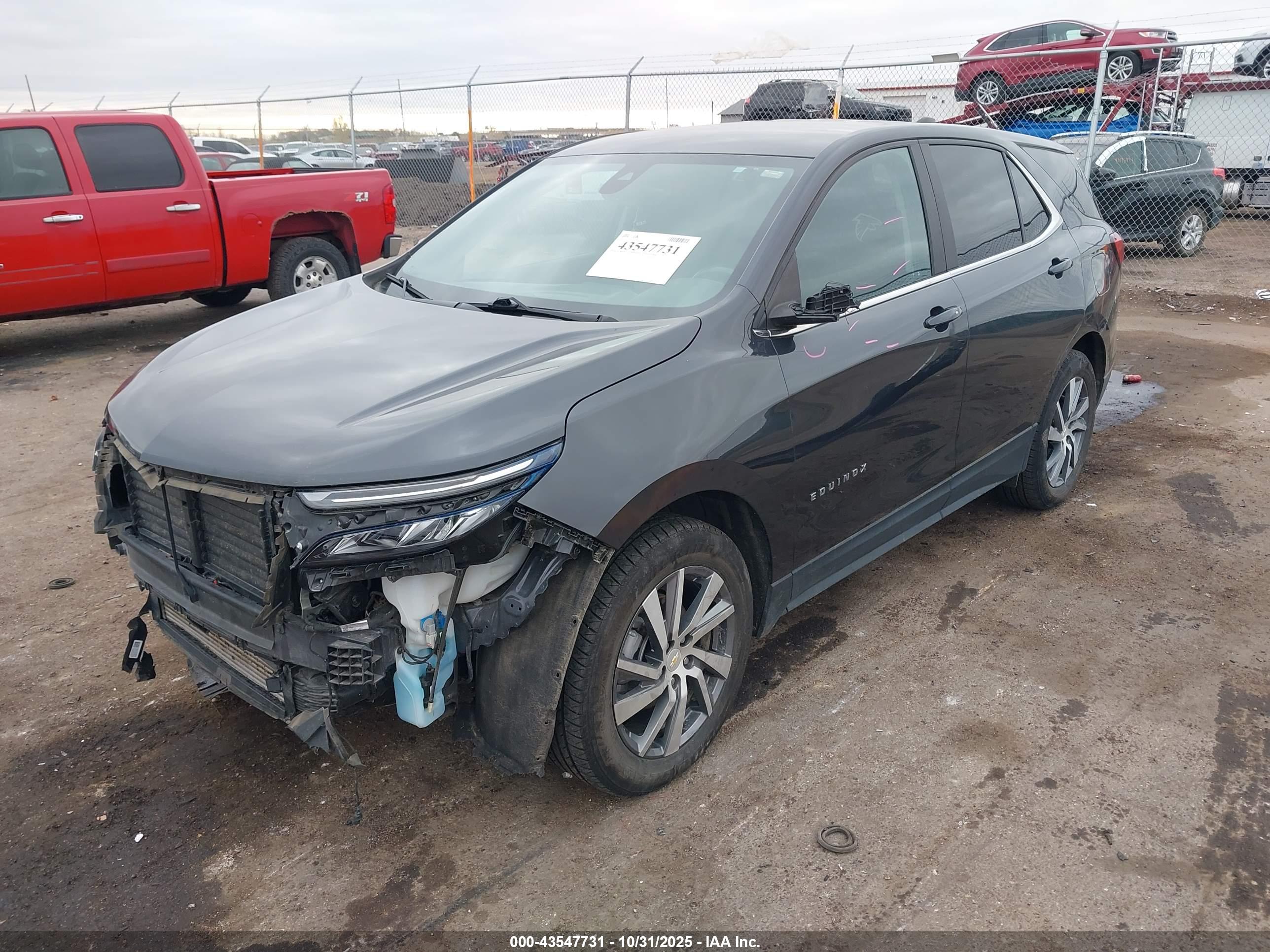 CHEVROLET EQUINOX image 2