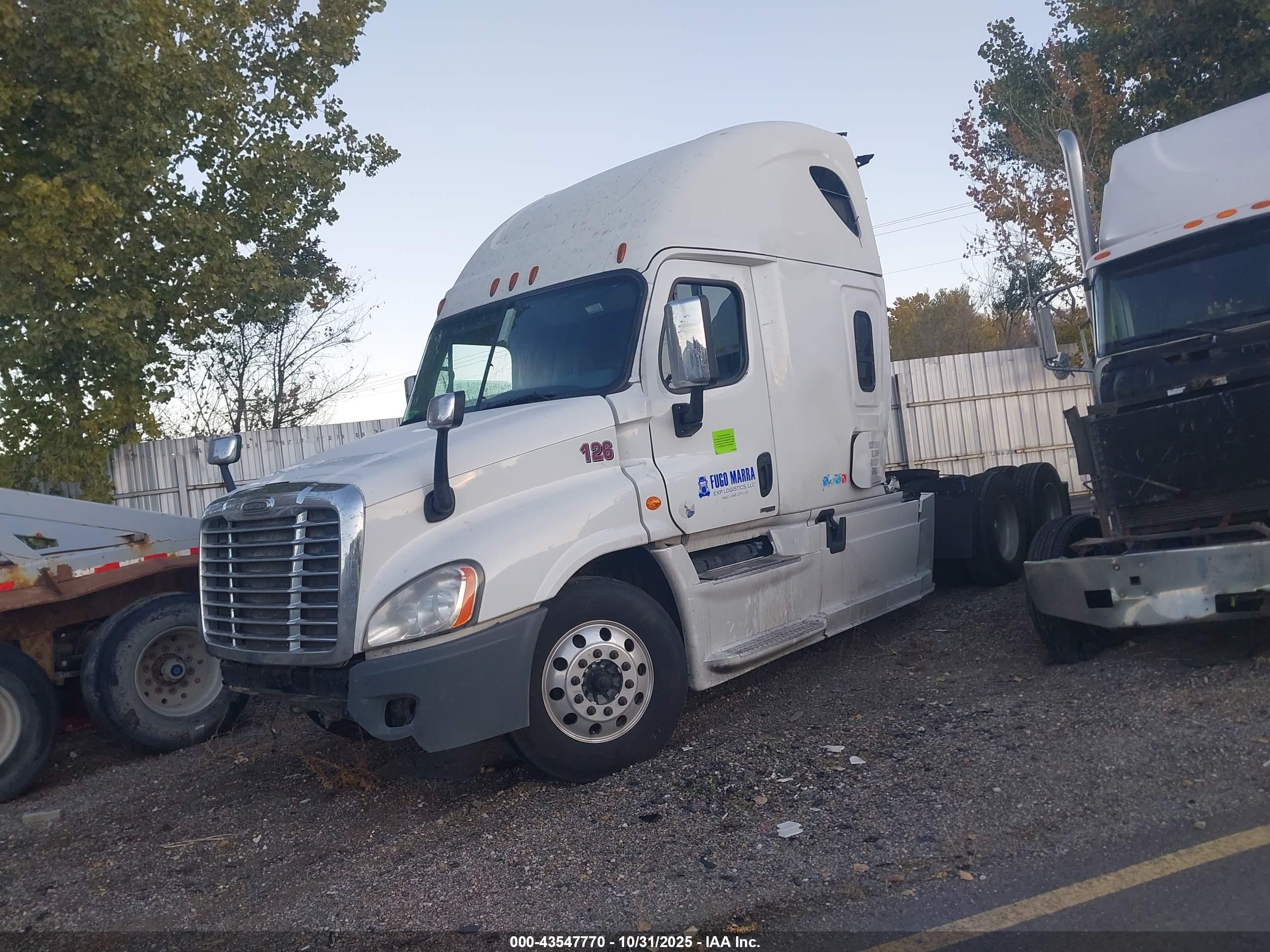 FREIGHTLINER CASCADIA image 2