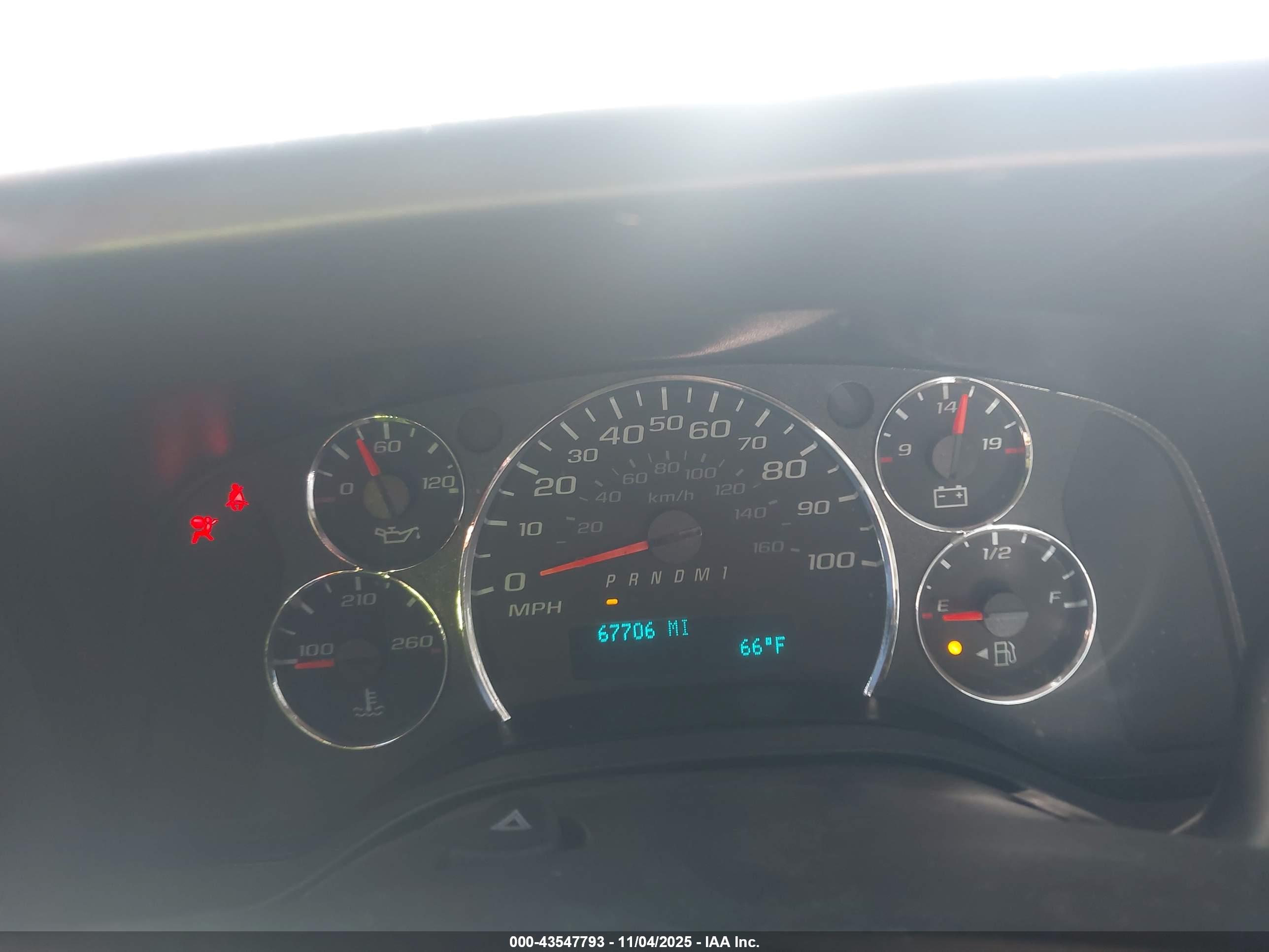 CHEVROLET EXPRESS image 6
