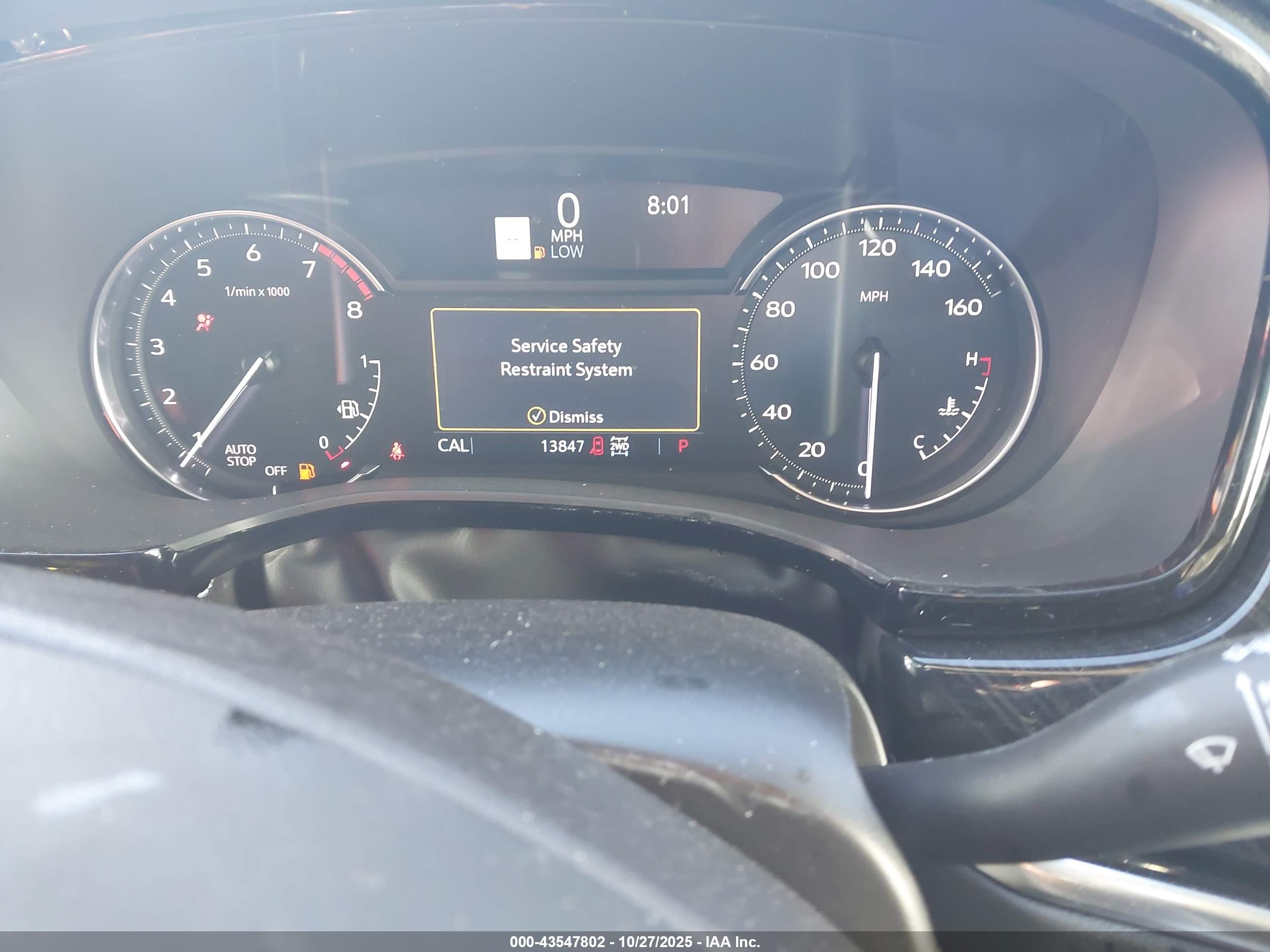 CADILLAC XT6 image 7