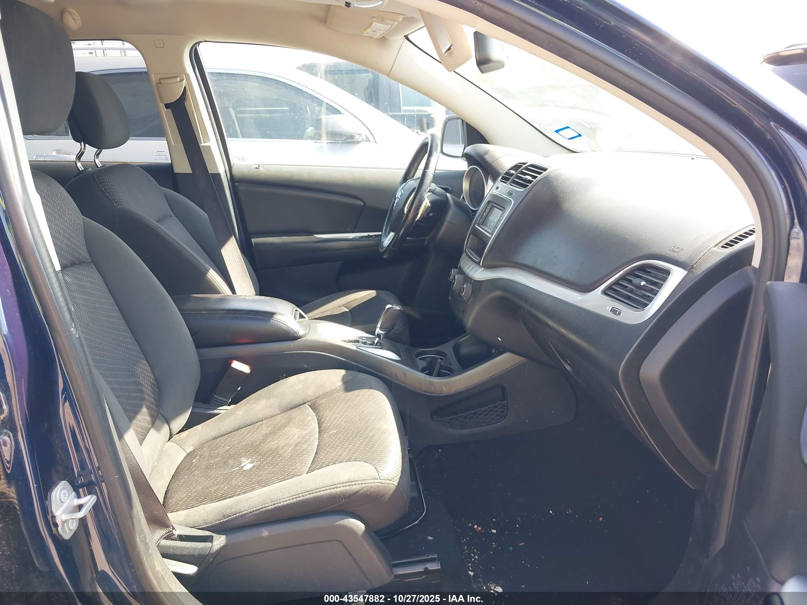 DODGE JOURNEY image 5