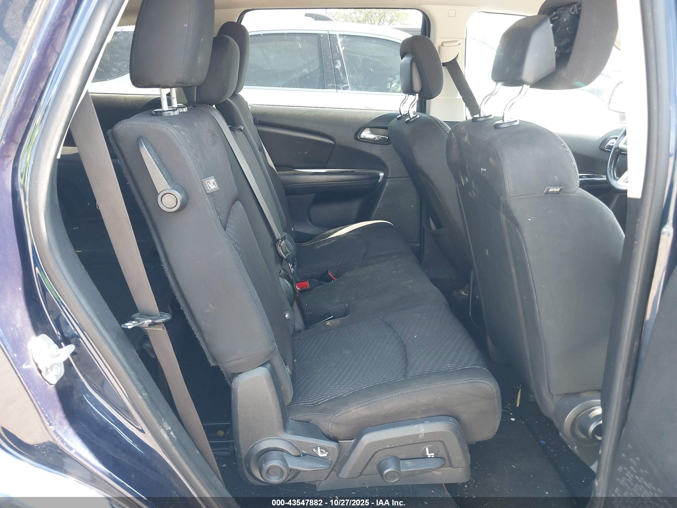 DODGE JOURNEY image 8