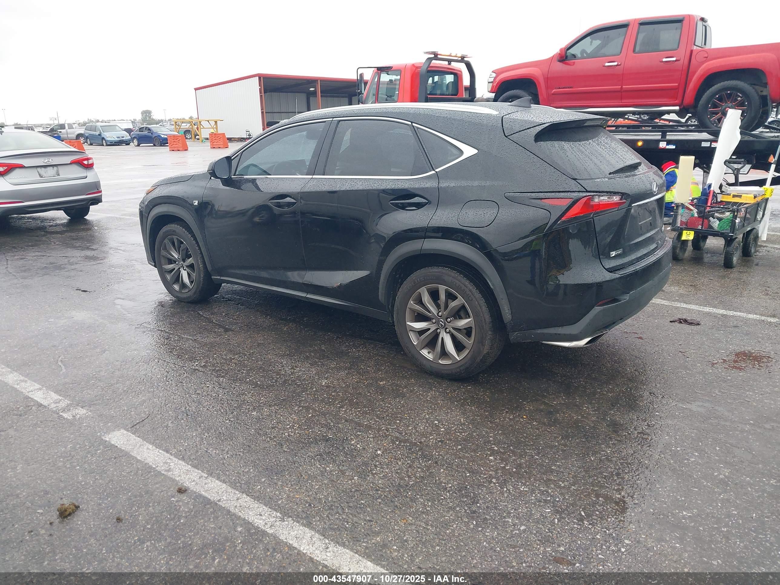 LEXUS NX image 3
