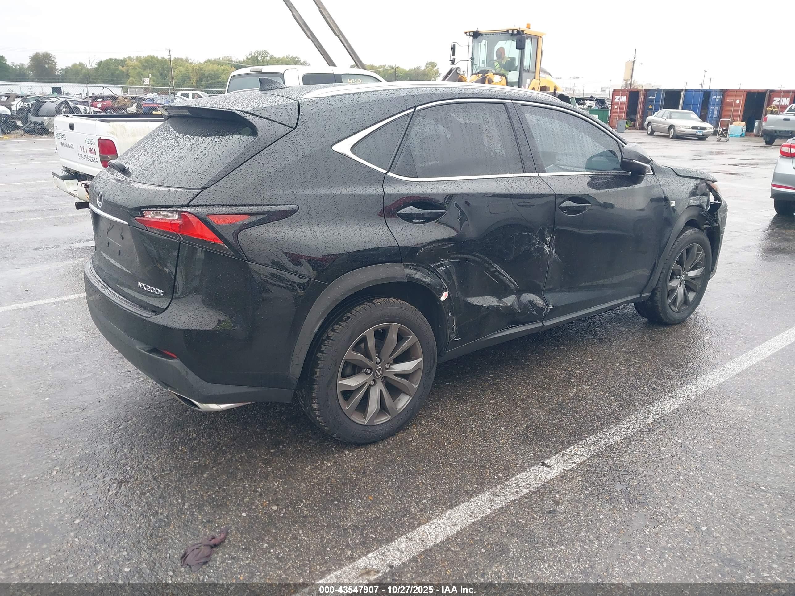 LEXUS NX image 4