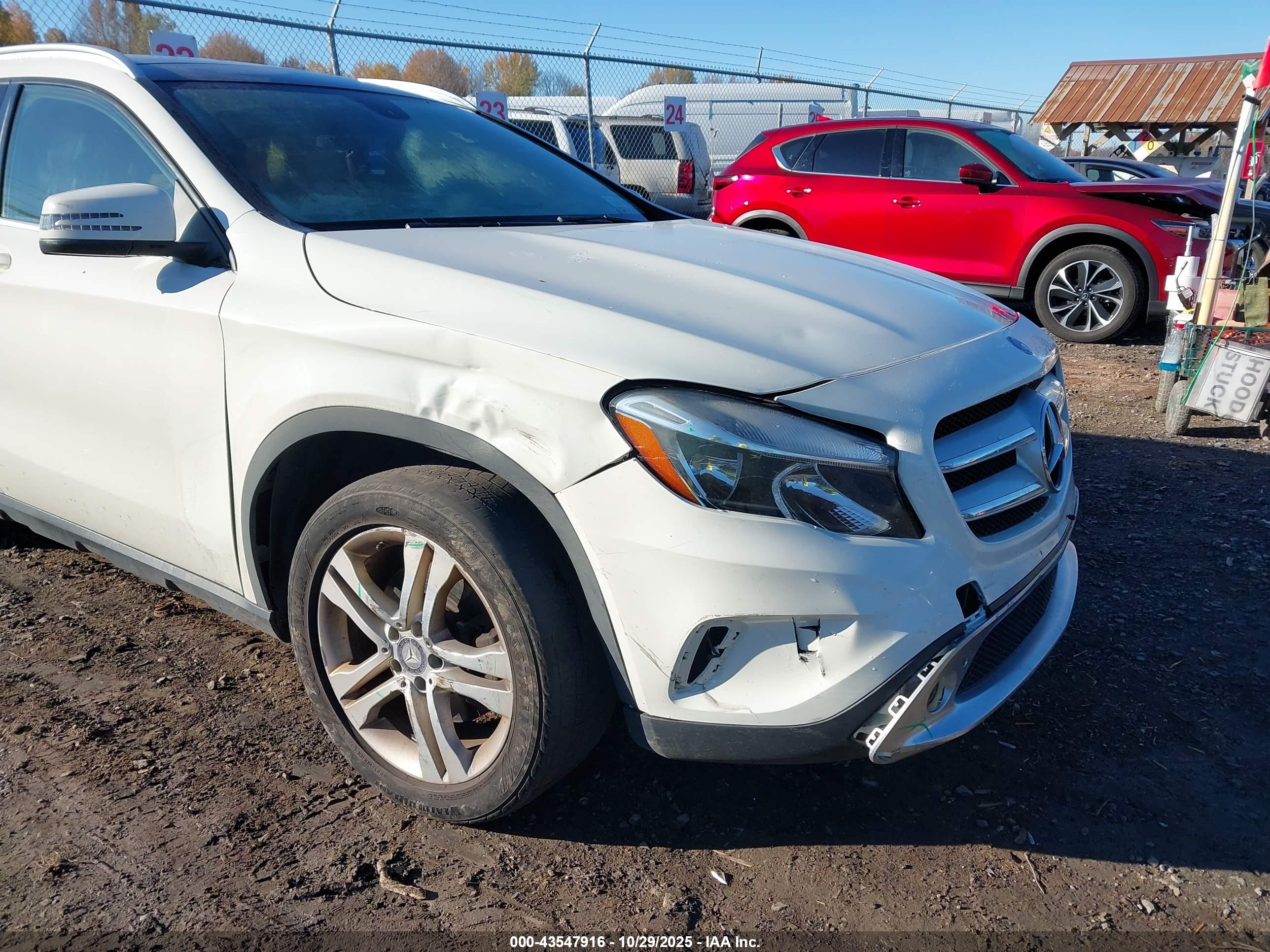 MERCEDES-BENZ GLA image 6