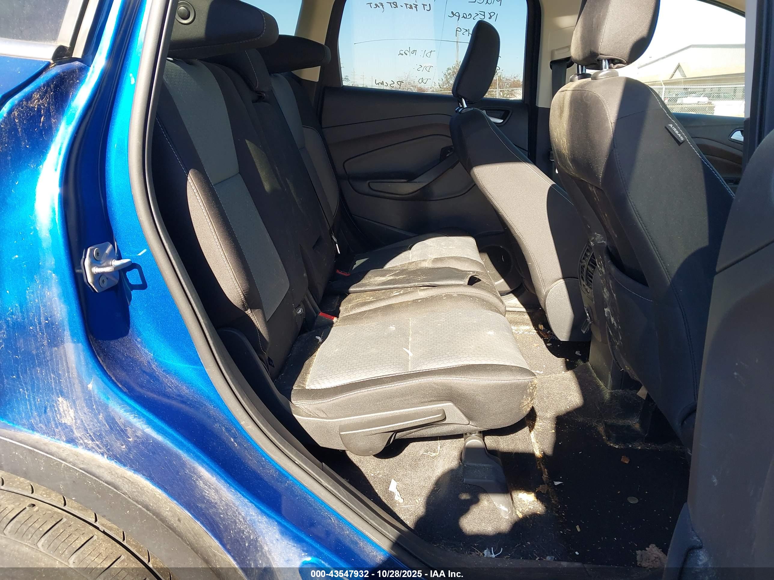FORD ESCAPE image 8