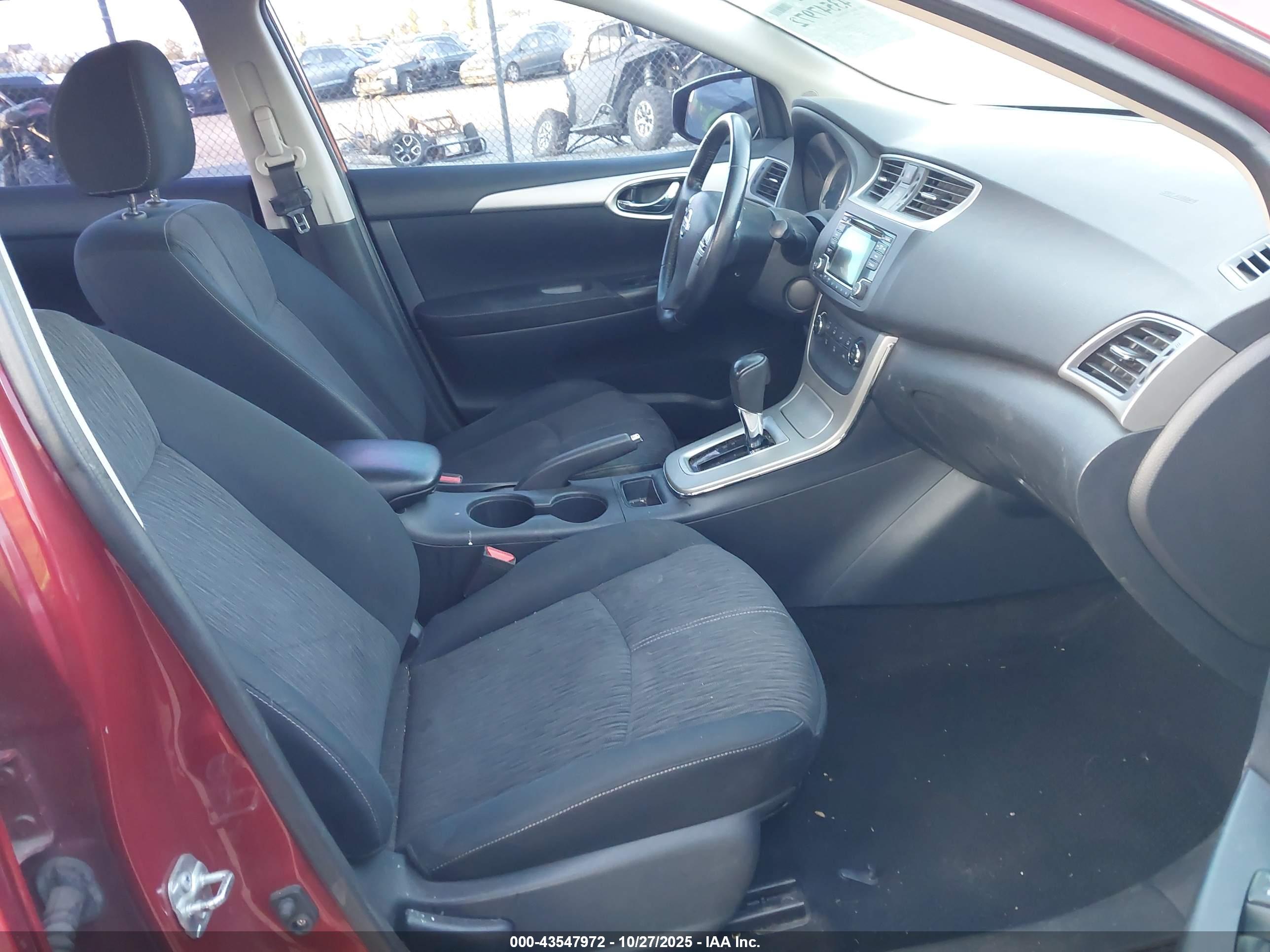 NISSAN SENTRA image 5