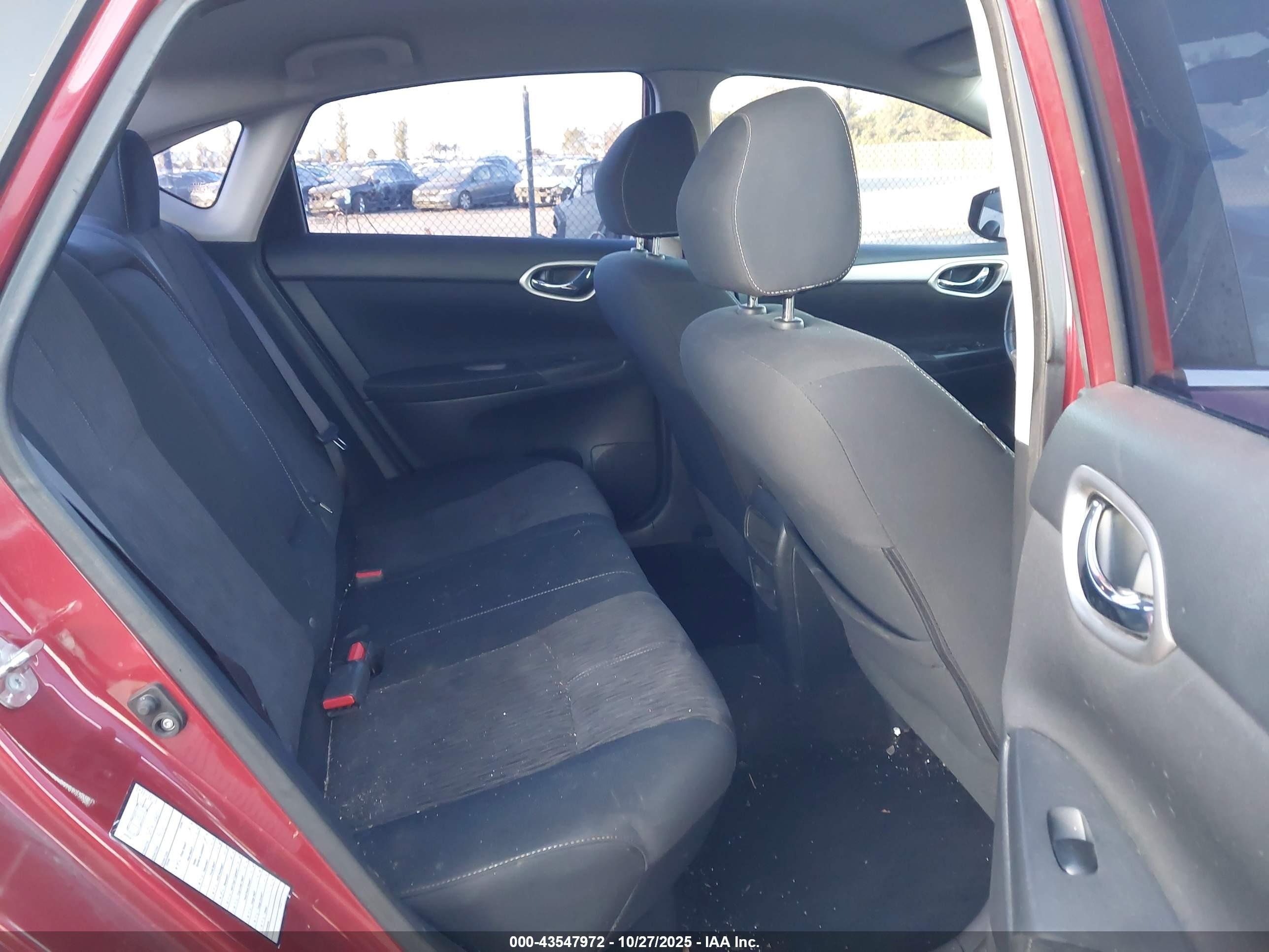 NISSAN SENTRA image 8