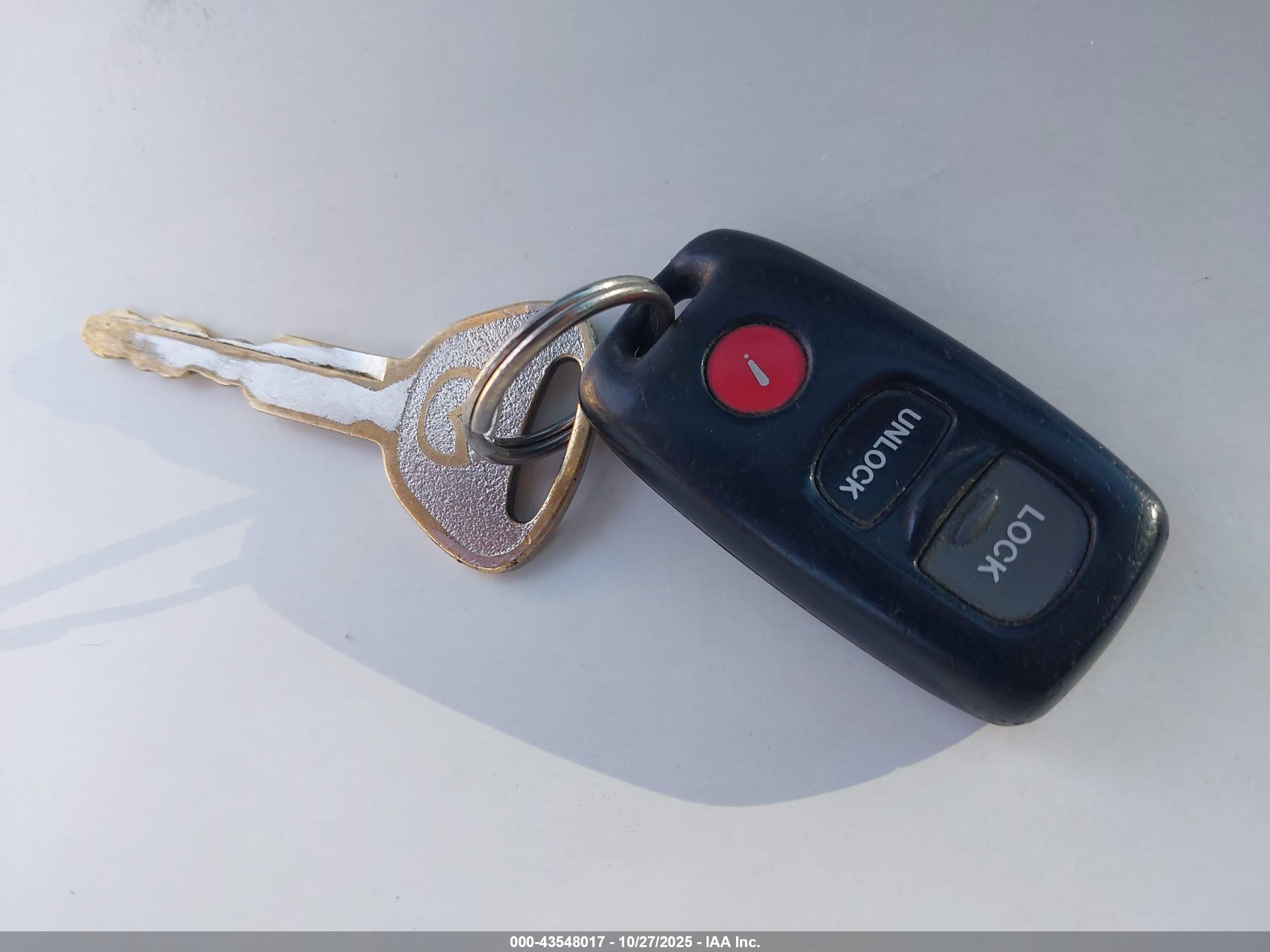 MAZDA PROTEGE image 11