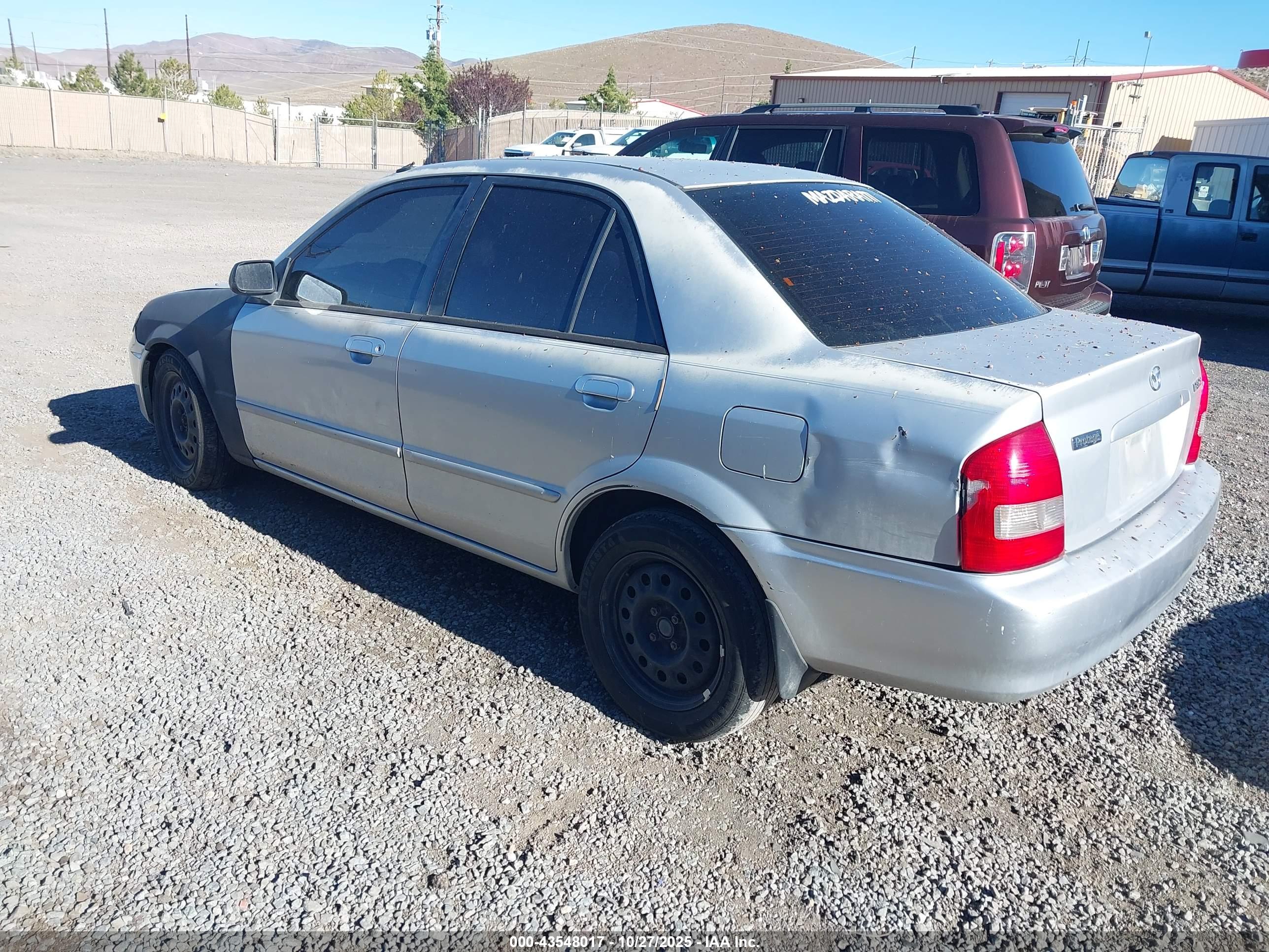MAZDA PROTEGE image 3