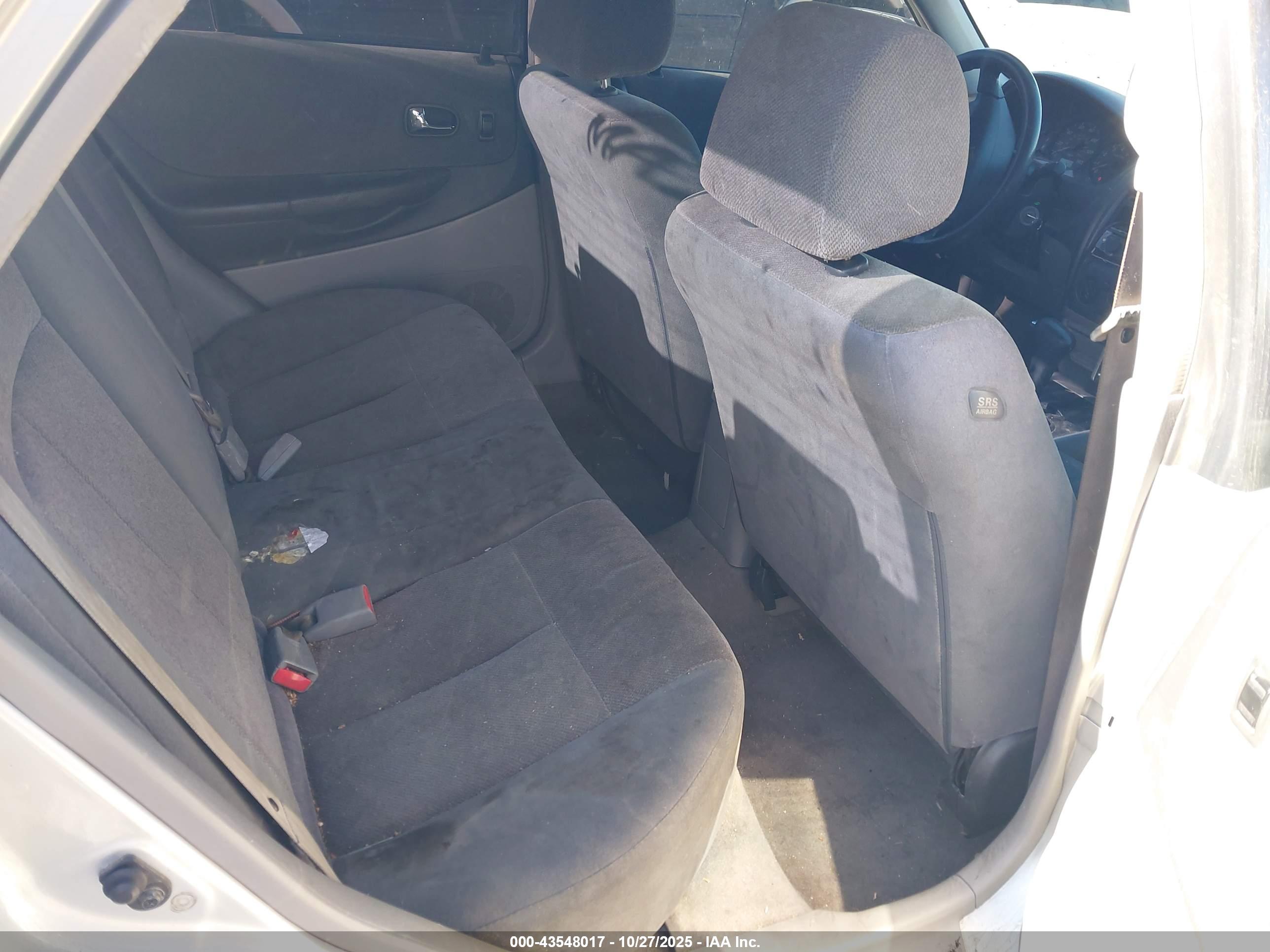 MAZDA PROTEGE image 8