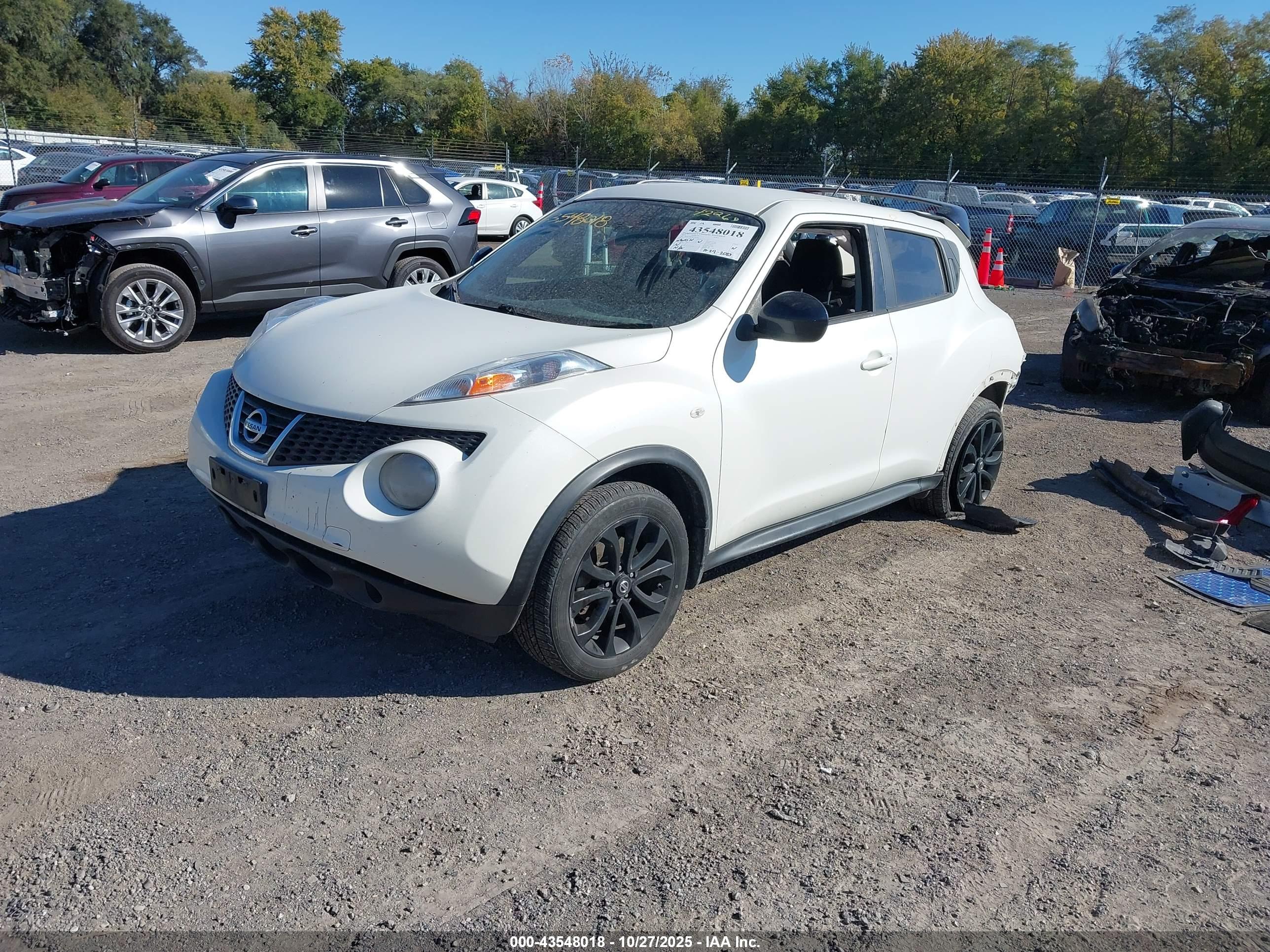 NISSAN JUKE image 2