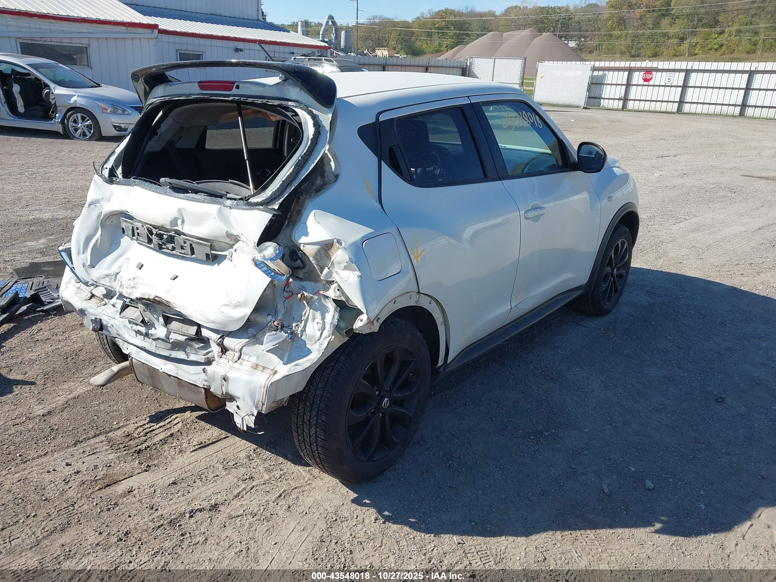NISSAN JUKE image 4