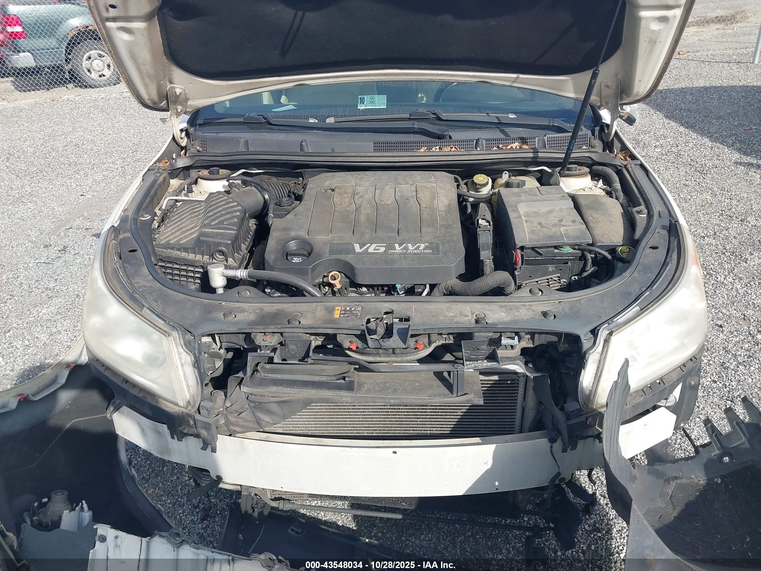 BUICK LACROSSE image 10