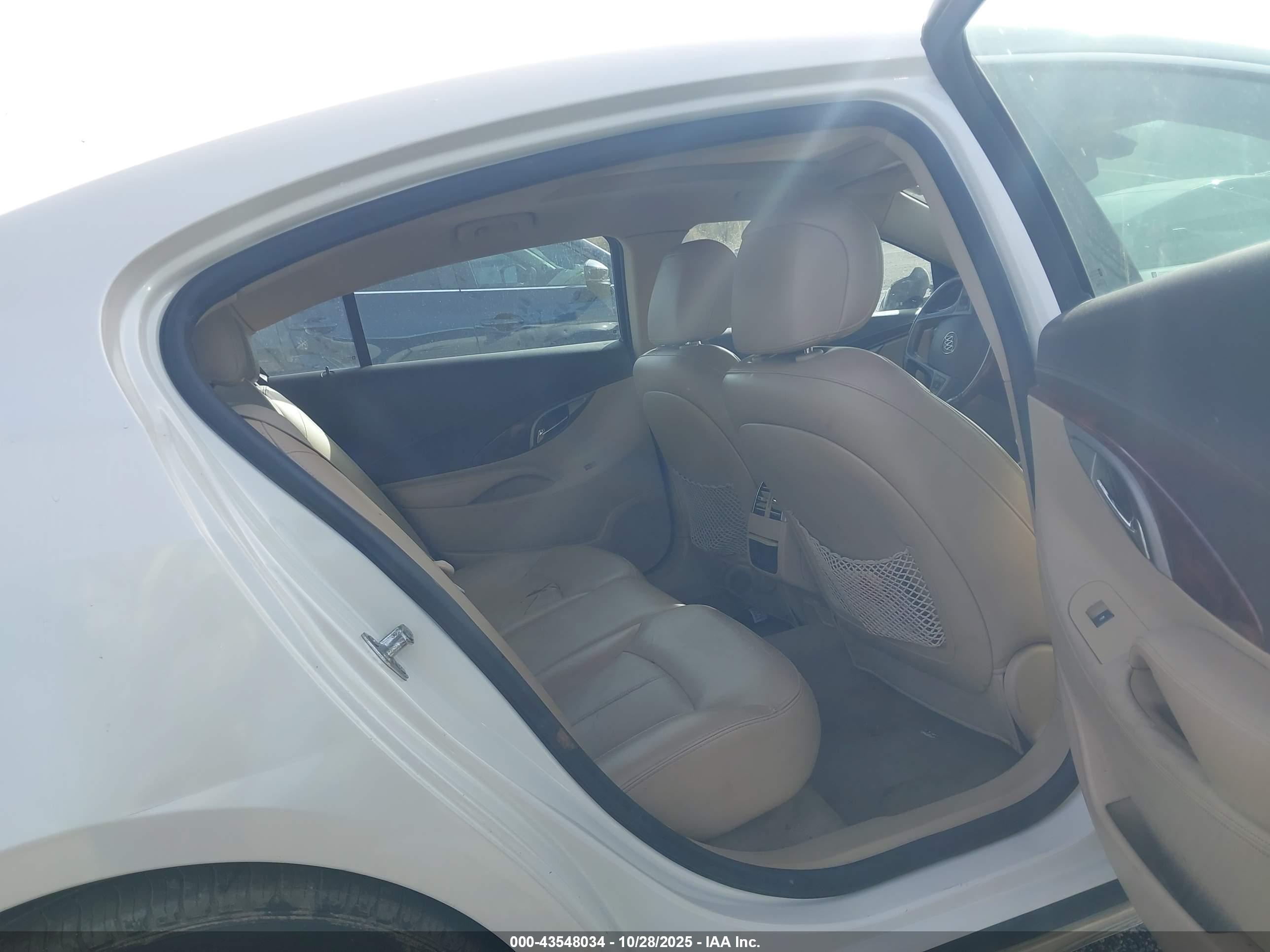 BUICK LACROSSE image 8