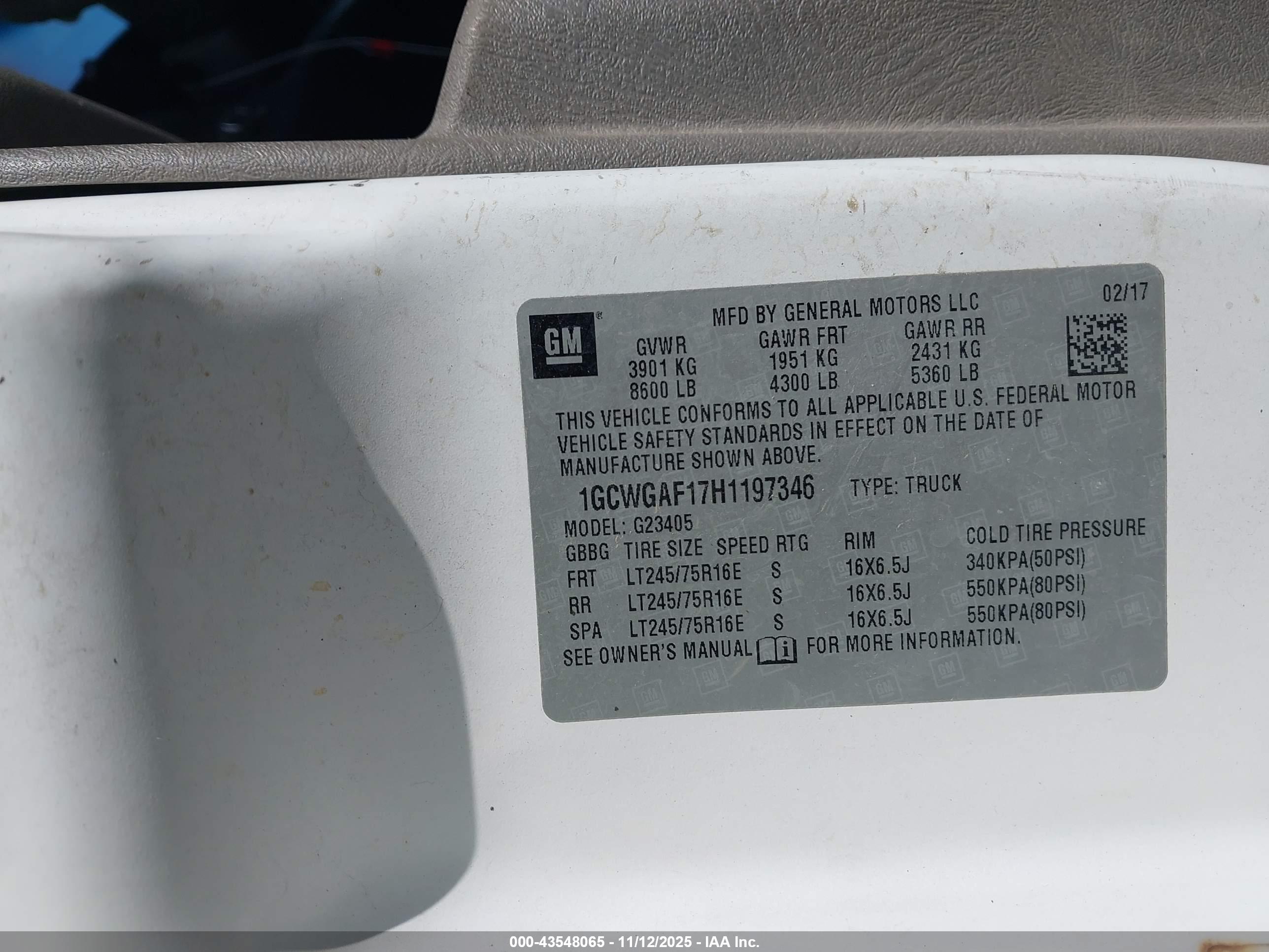 CHEVROLET EXPRESS image 9