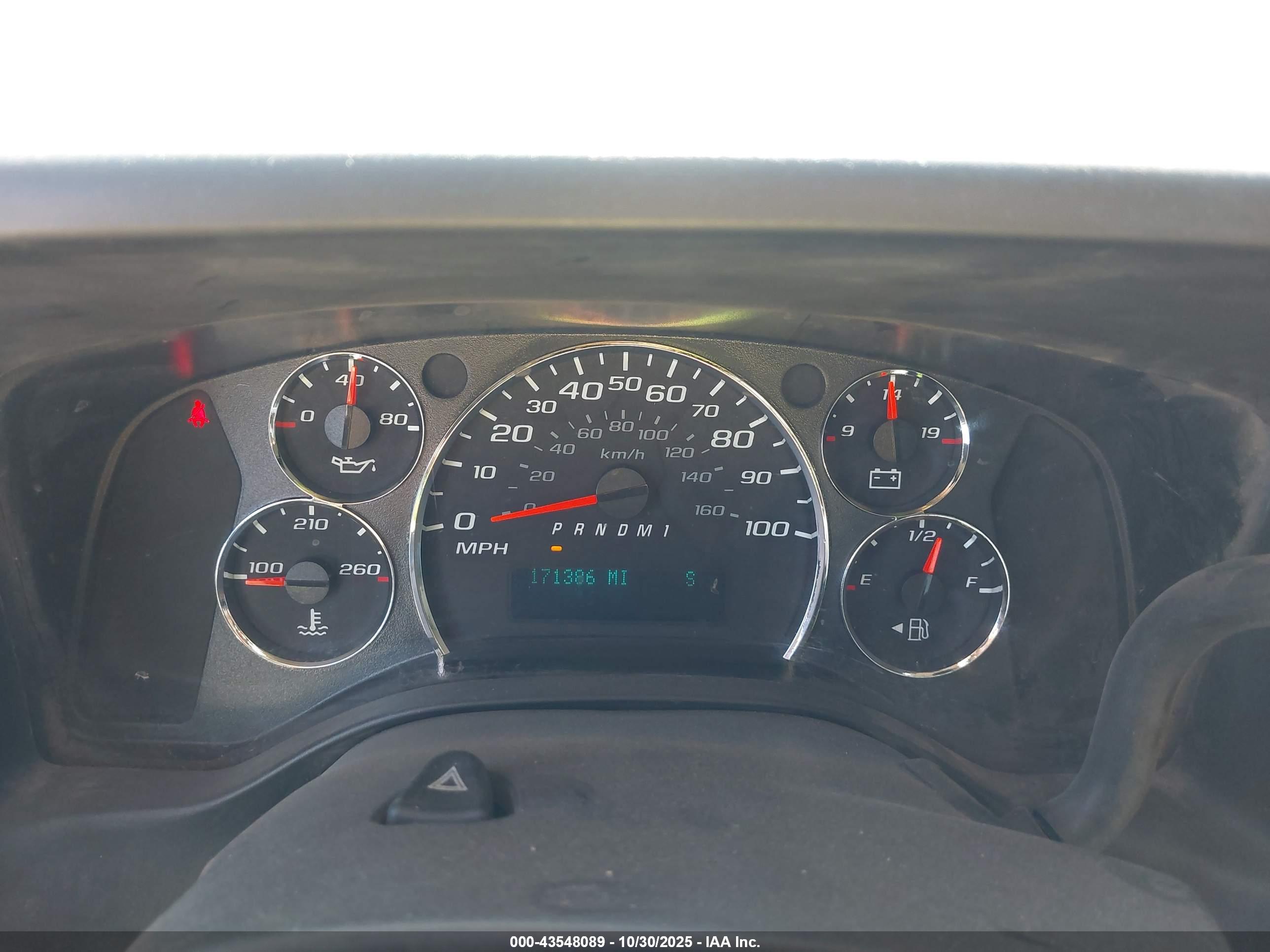 CHEVROLET EXPRESS image 7