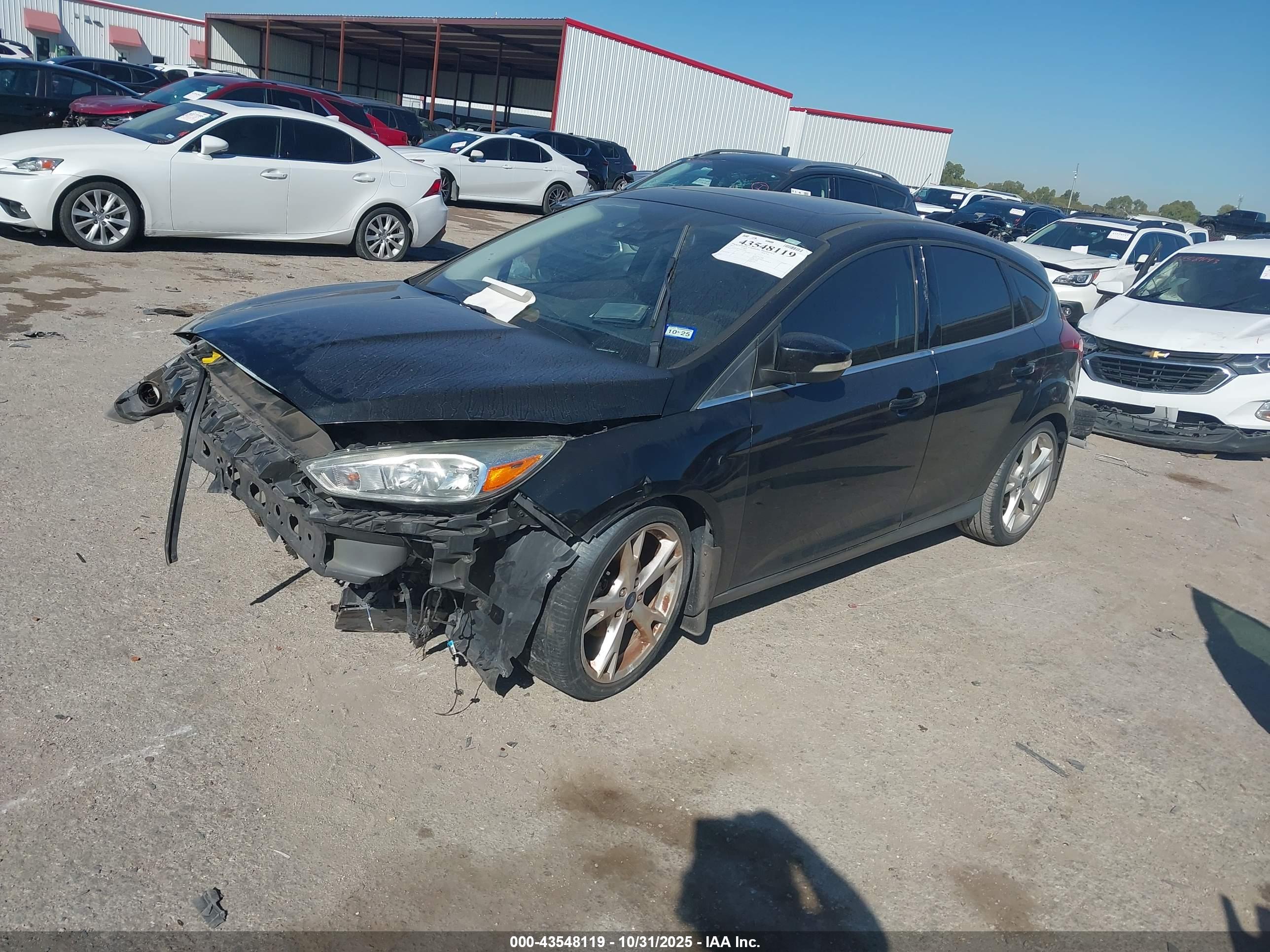 FORD FOCUS image 2