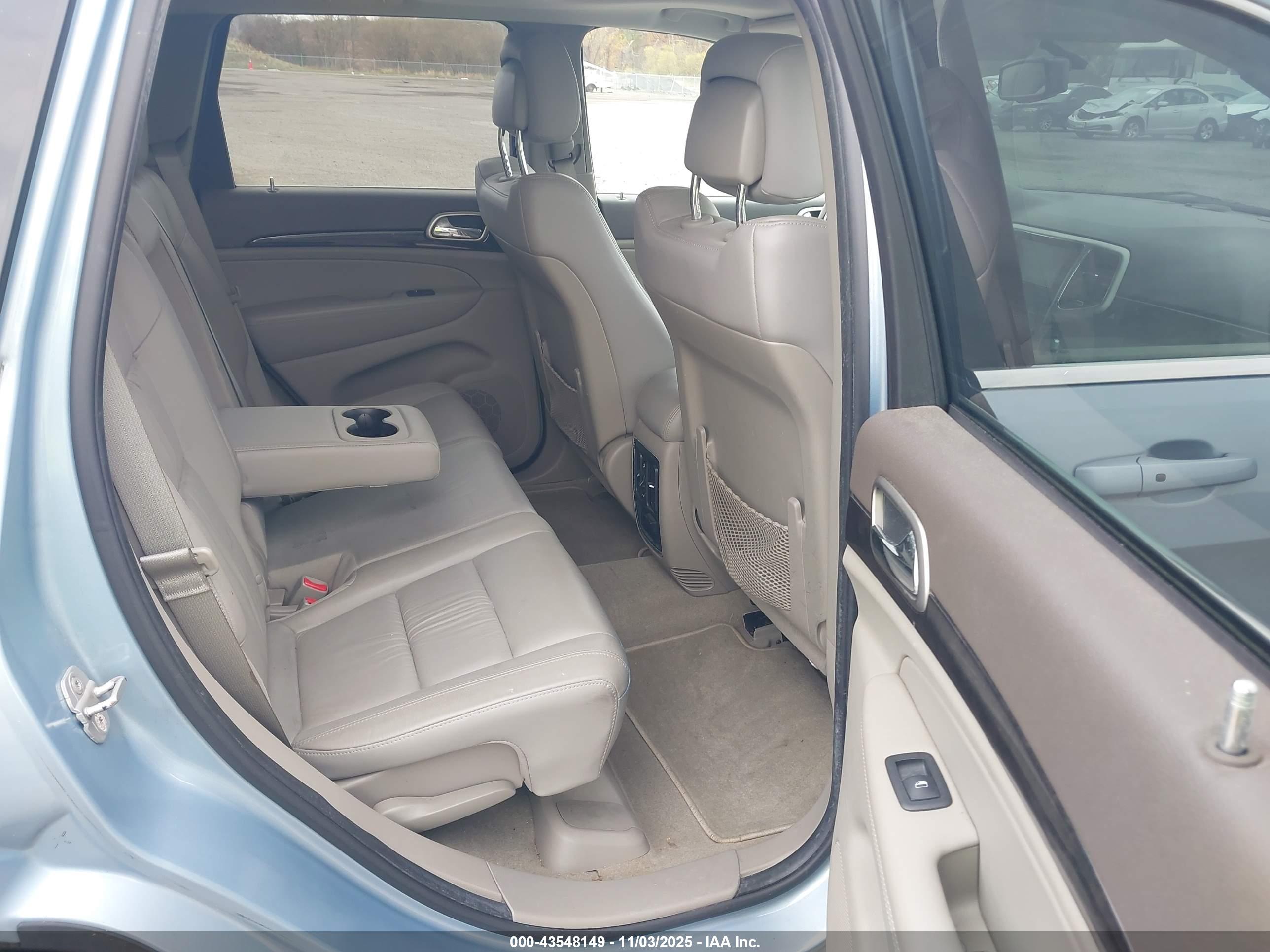JEEP GRAND image 8