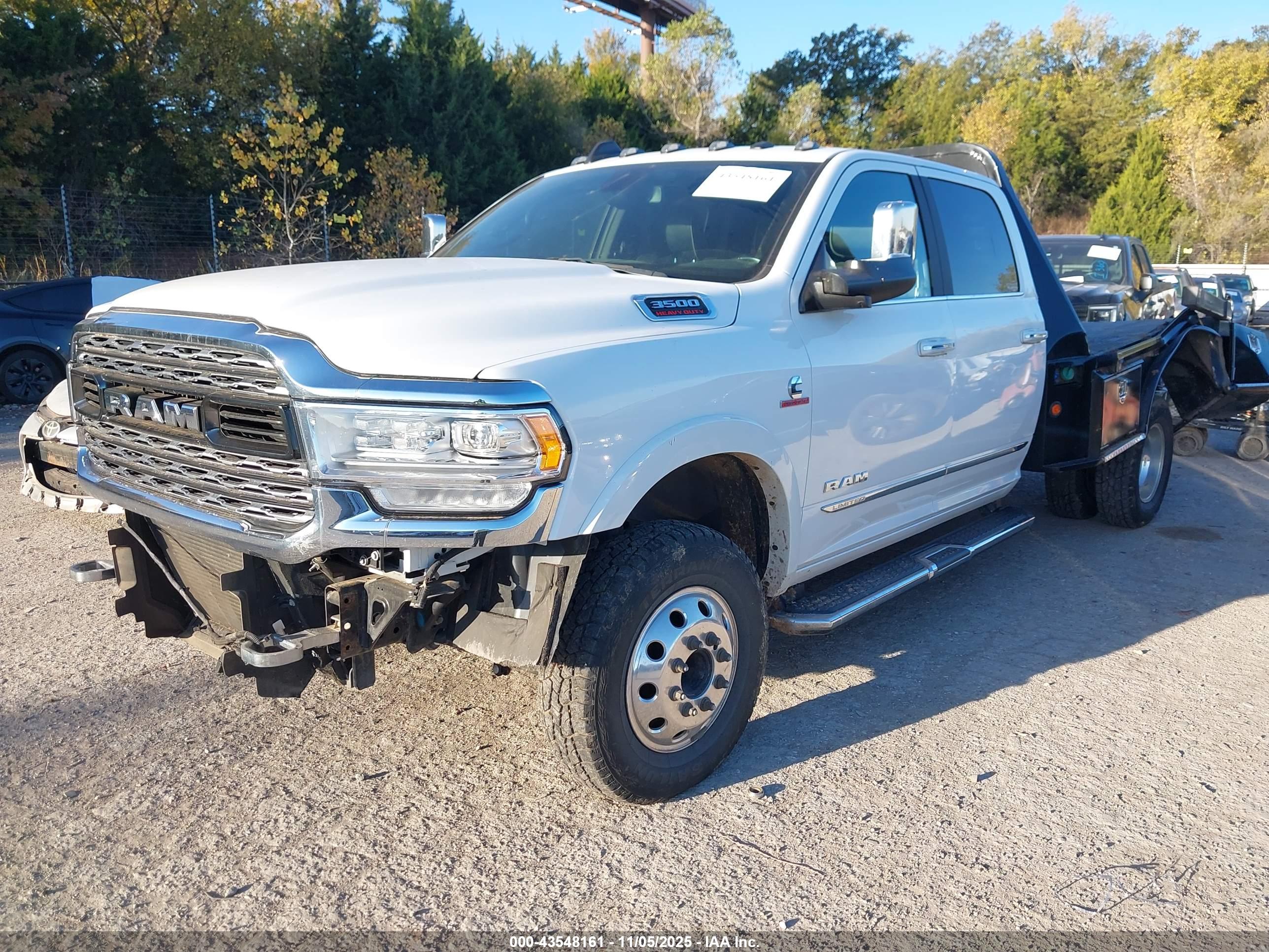 RAM 3500 image 2
