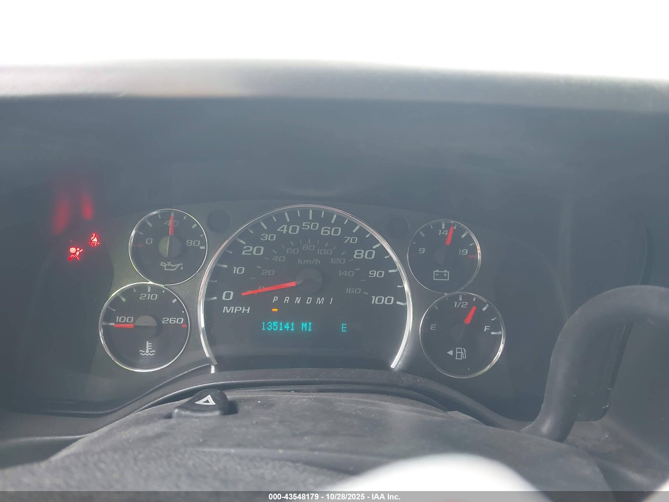 CHEVROLET EXPRESS image 7
