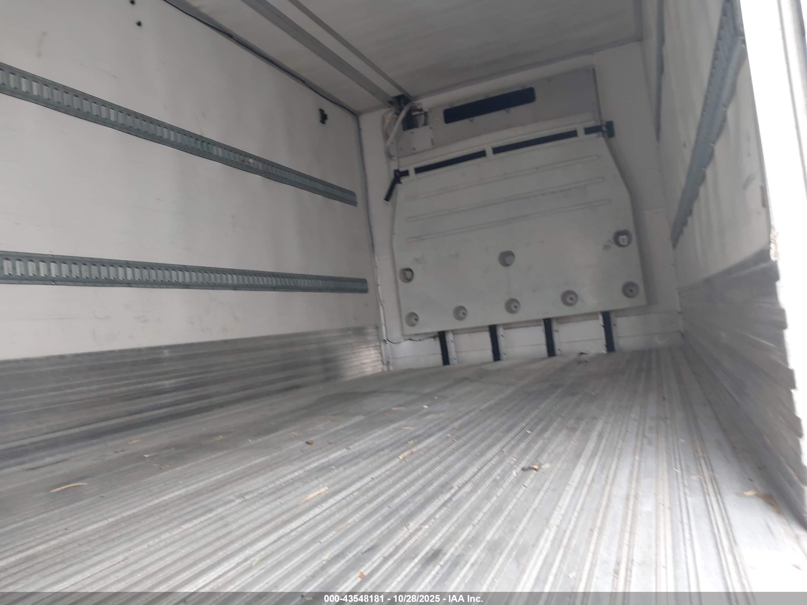 UTILITY TRAILER image 5
