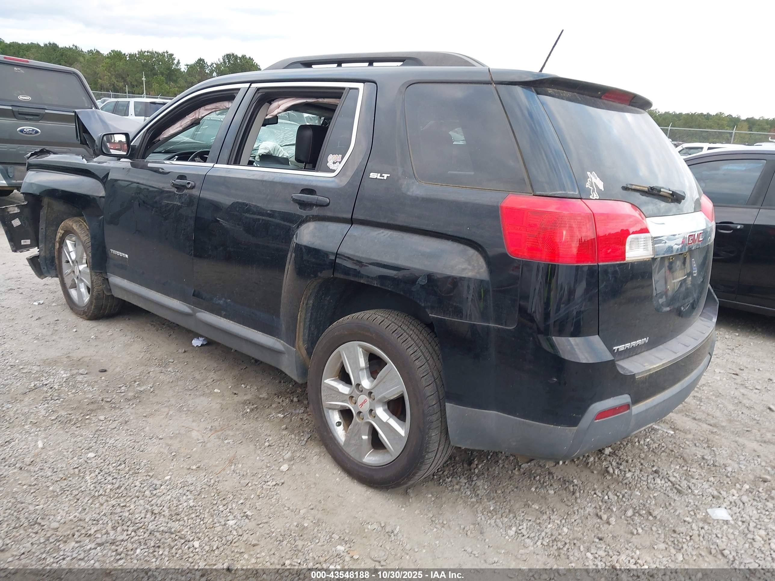 GMC TERRAIN image 3