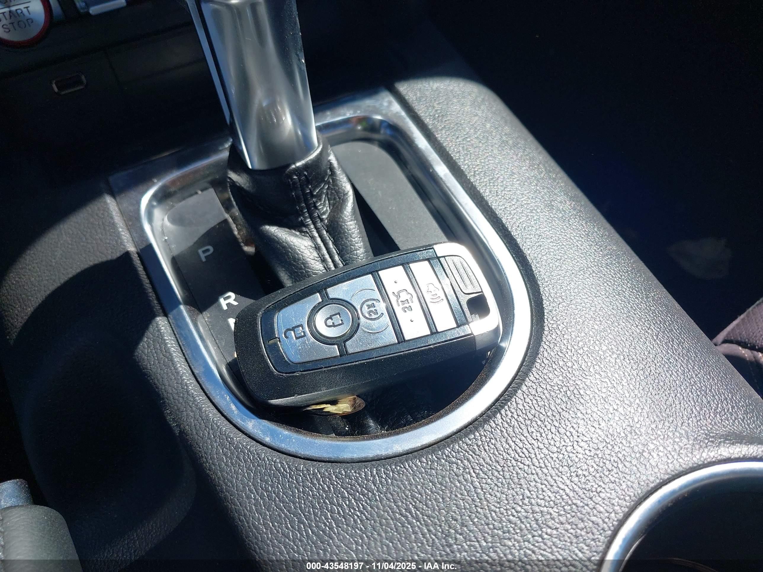 FORD MUSTANG image 11