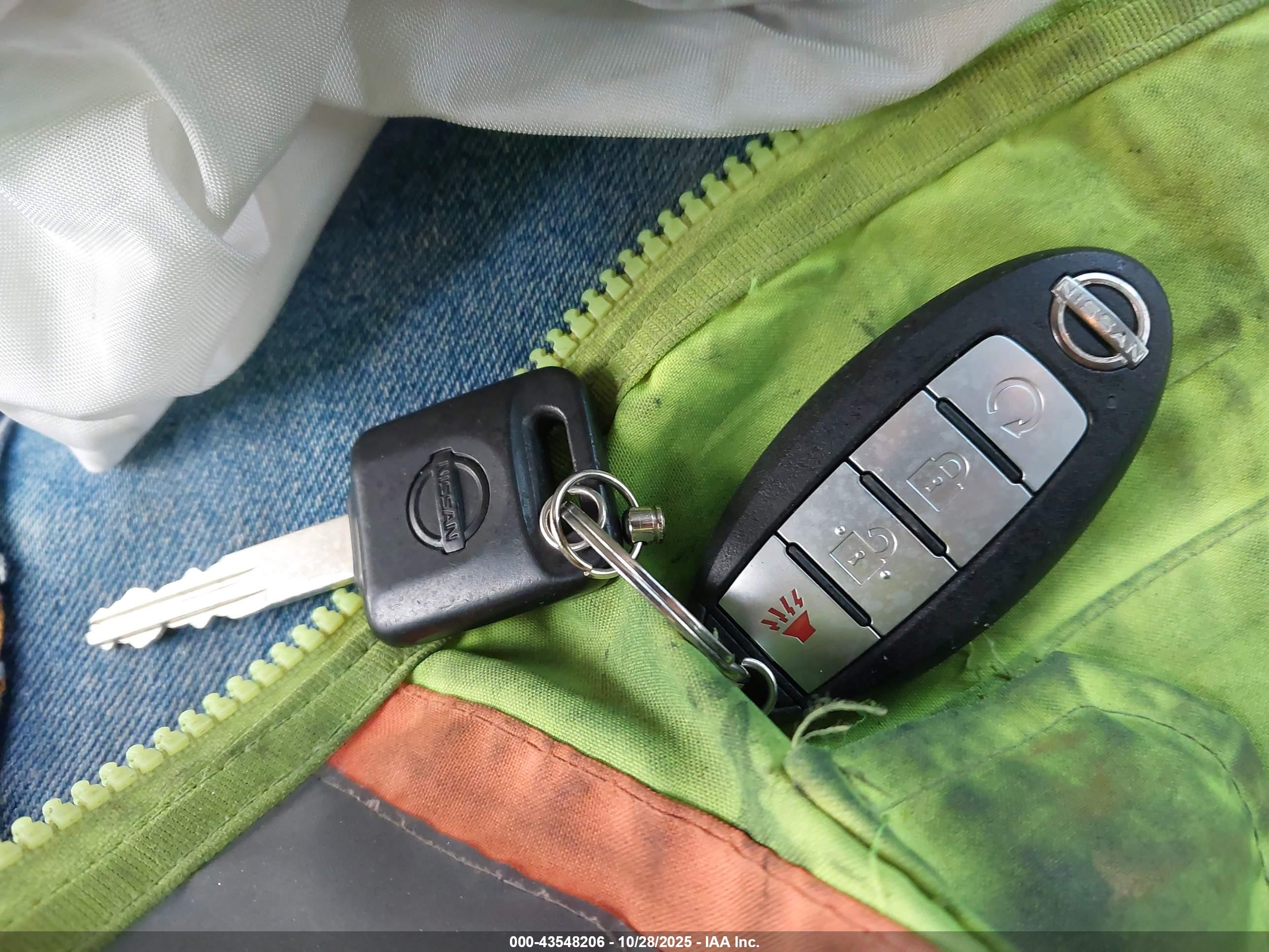 NISSAN FRONTIER image 11