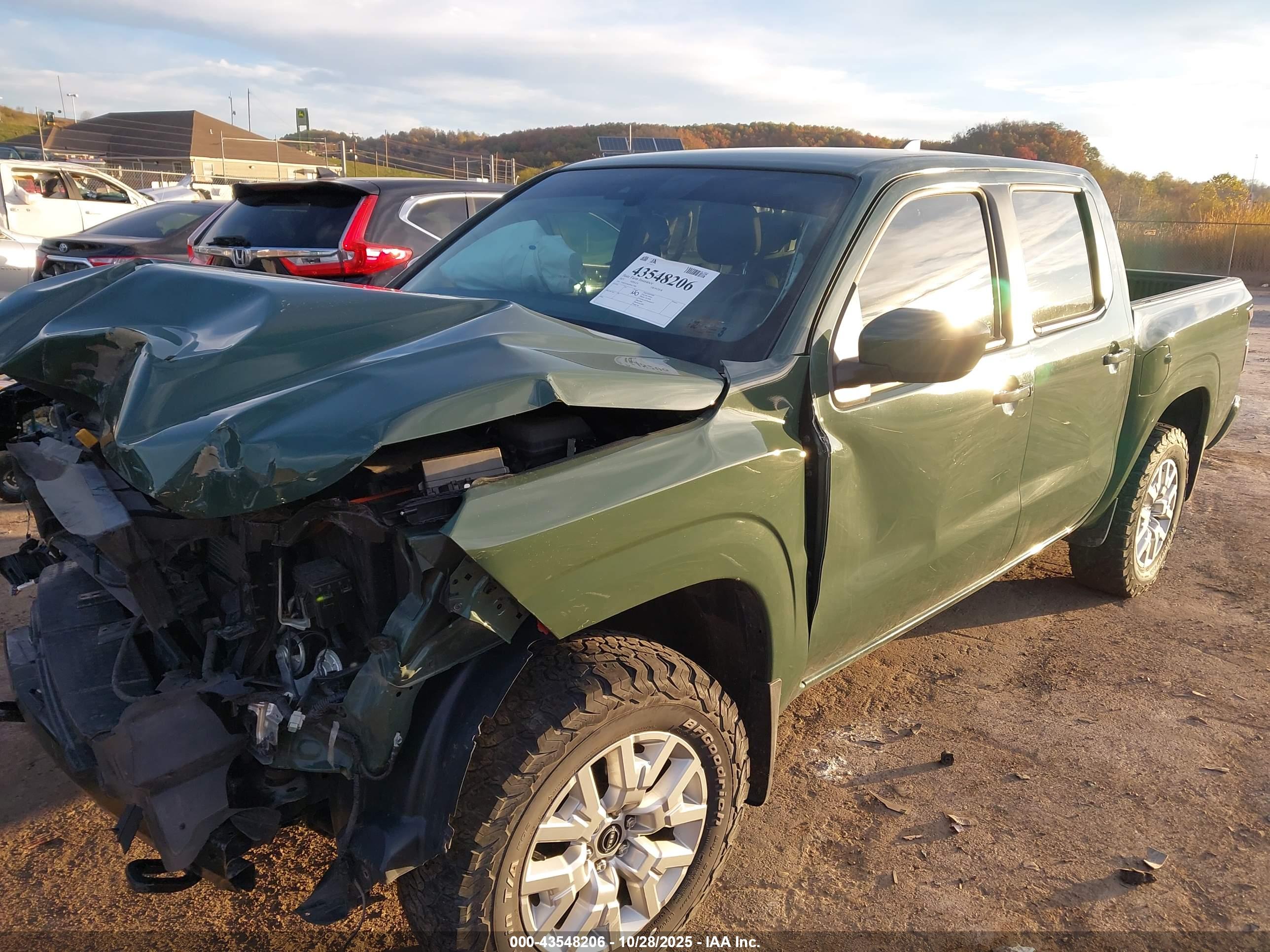 NISSAN FRONTIER image 2
