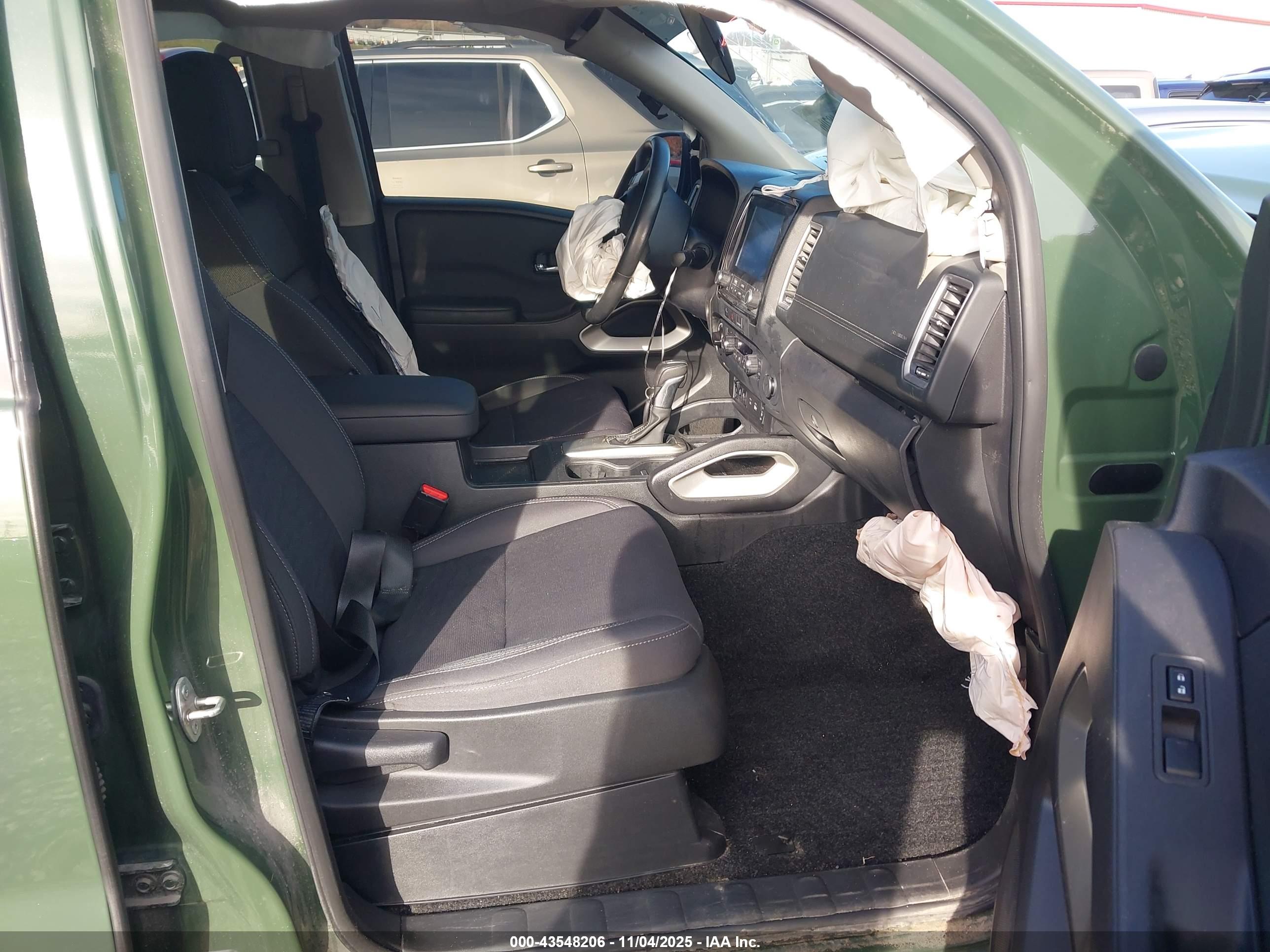 NISSAN FRONTIER image 5