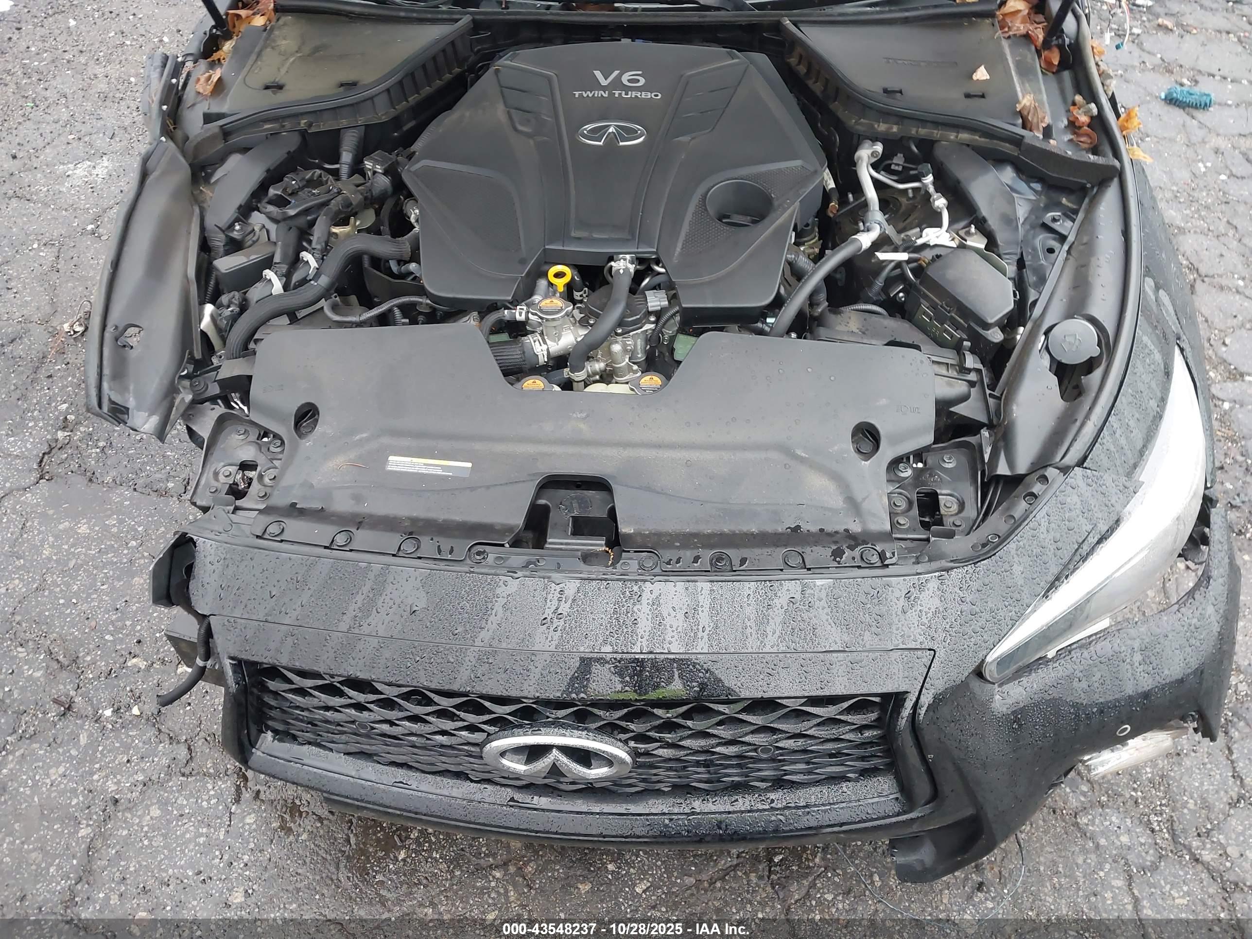 INFINITI Q50 image 10