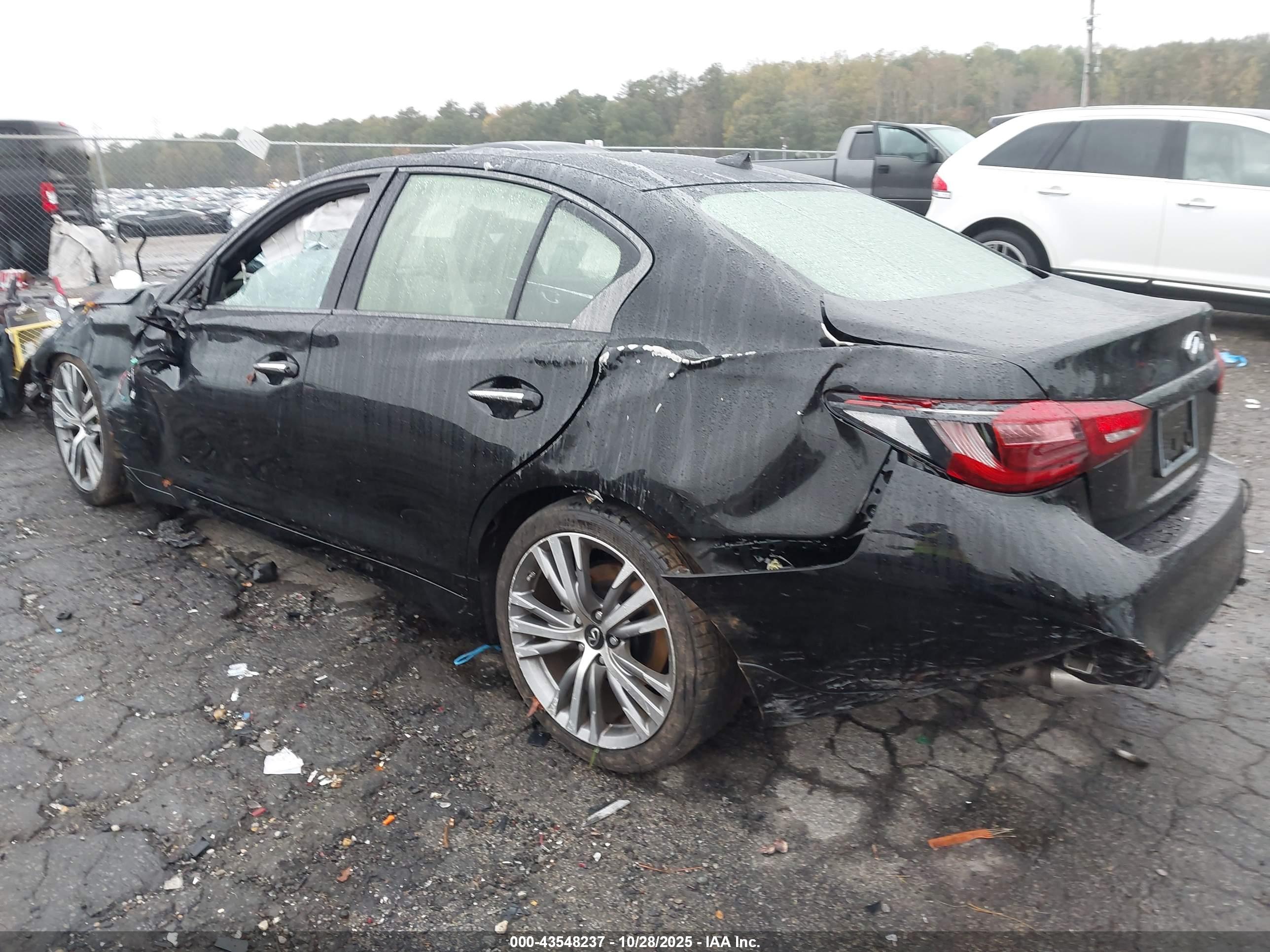 INFINITI Q50 image 3