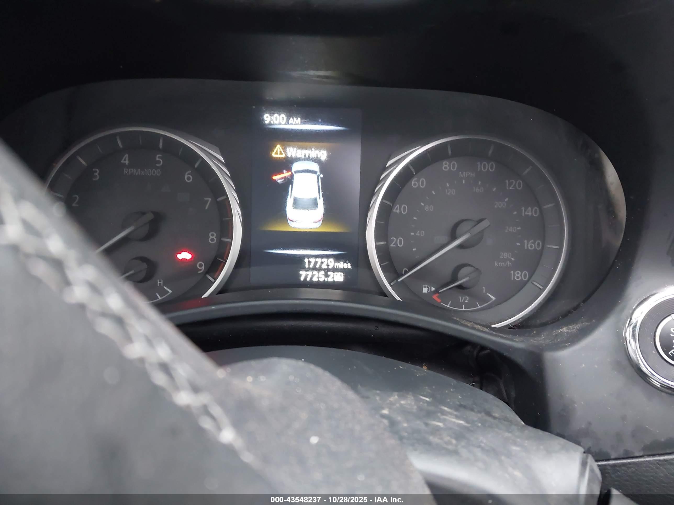 INFINITI Q50 image 7