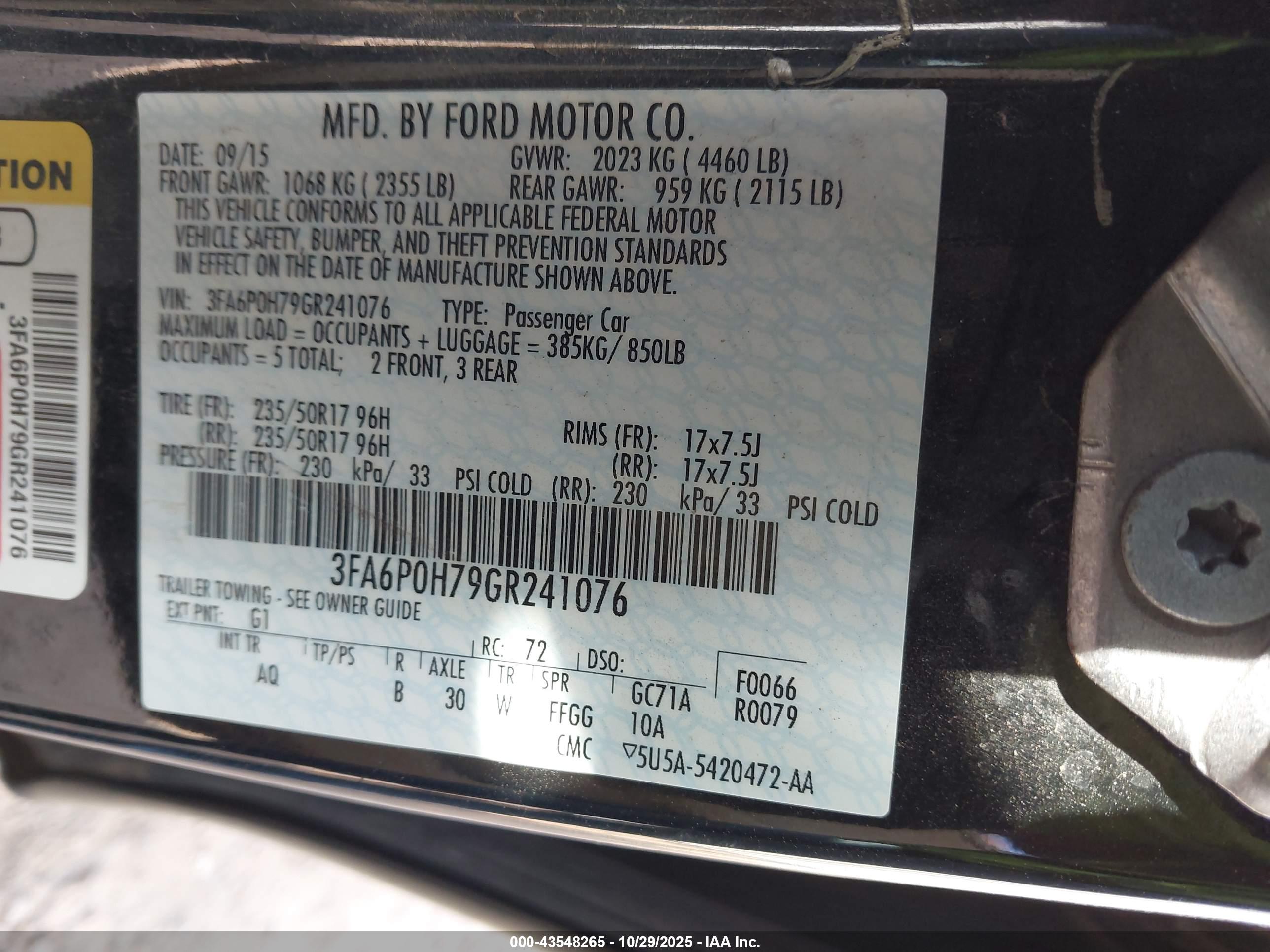 FORD FUSION image 9