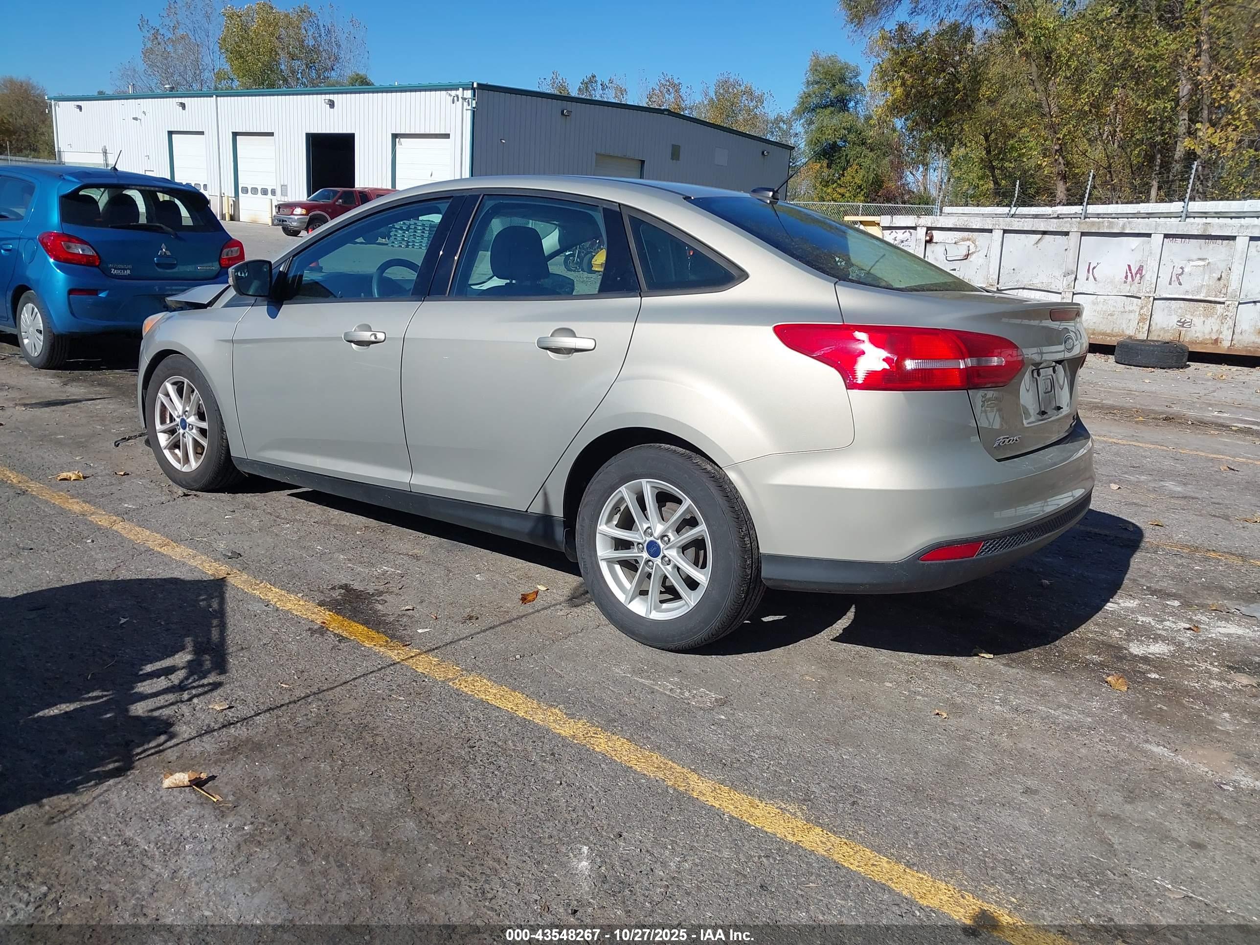 FORD FOCUS image 3