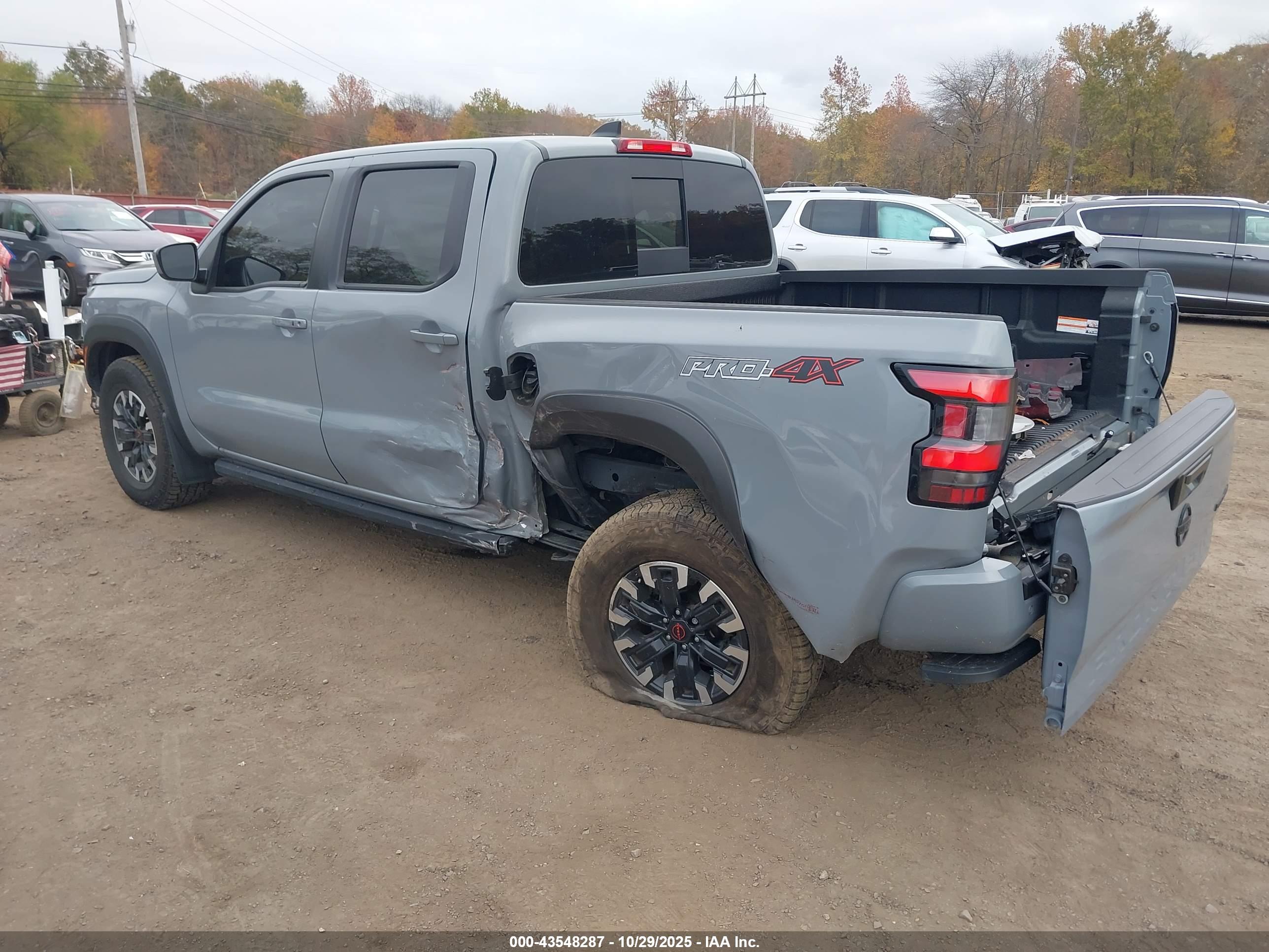 NISSAN FRONTIER image 6