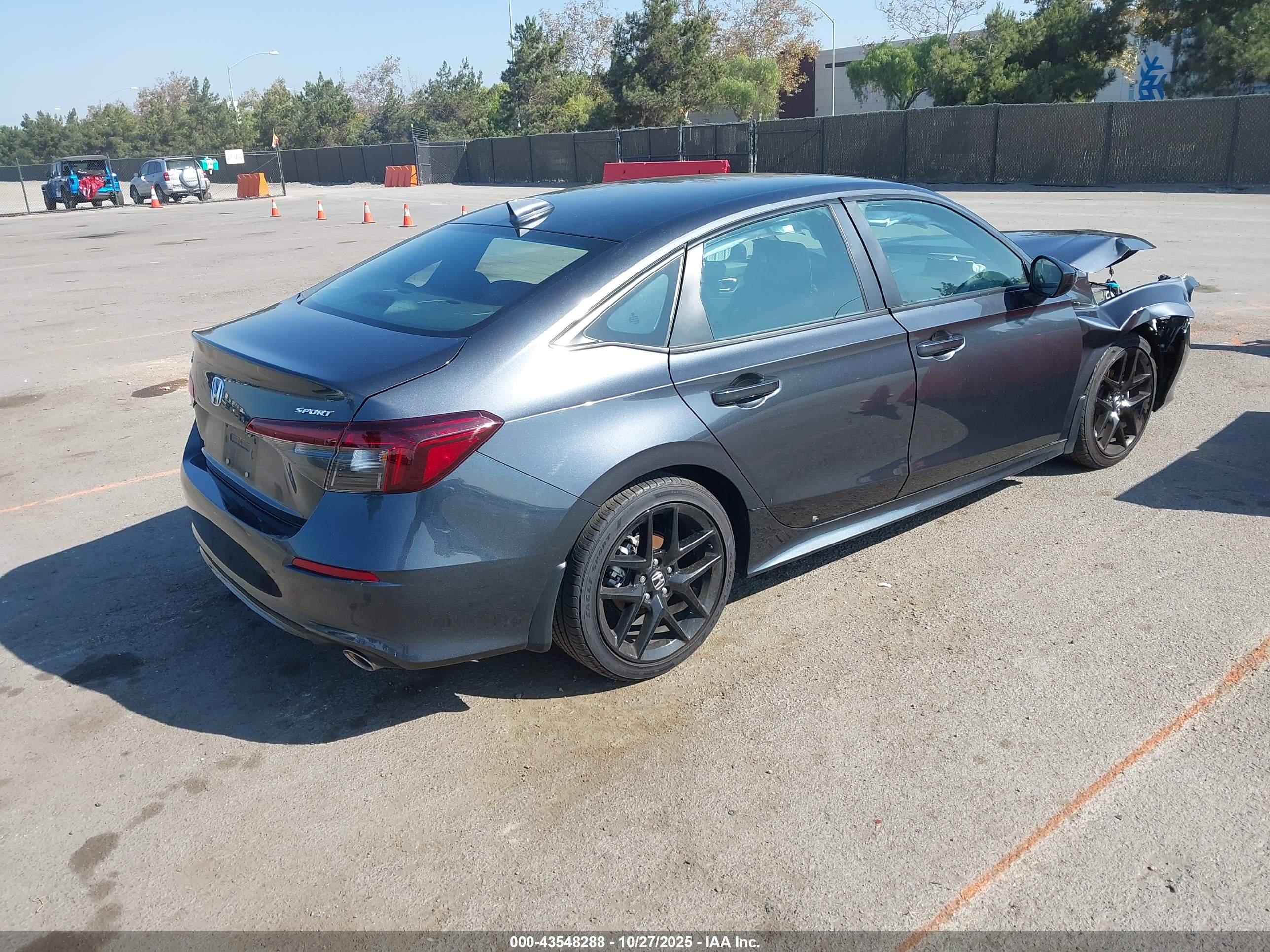 HONDA CIVIC image 4