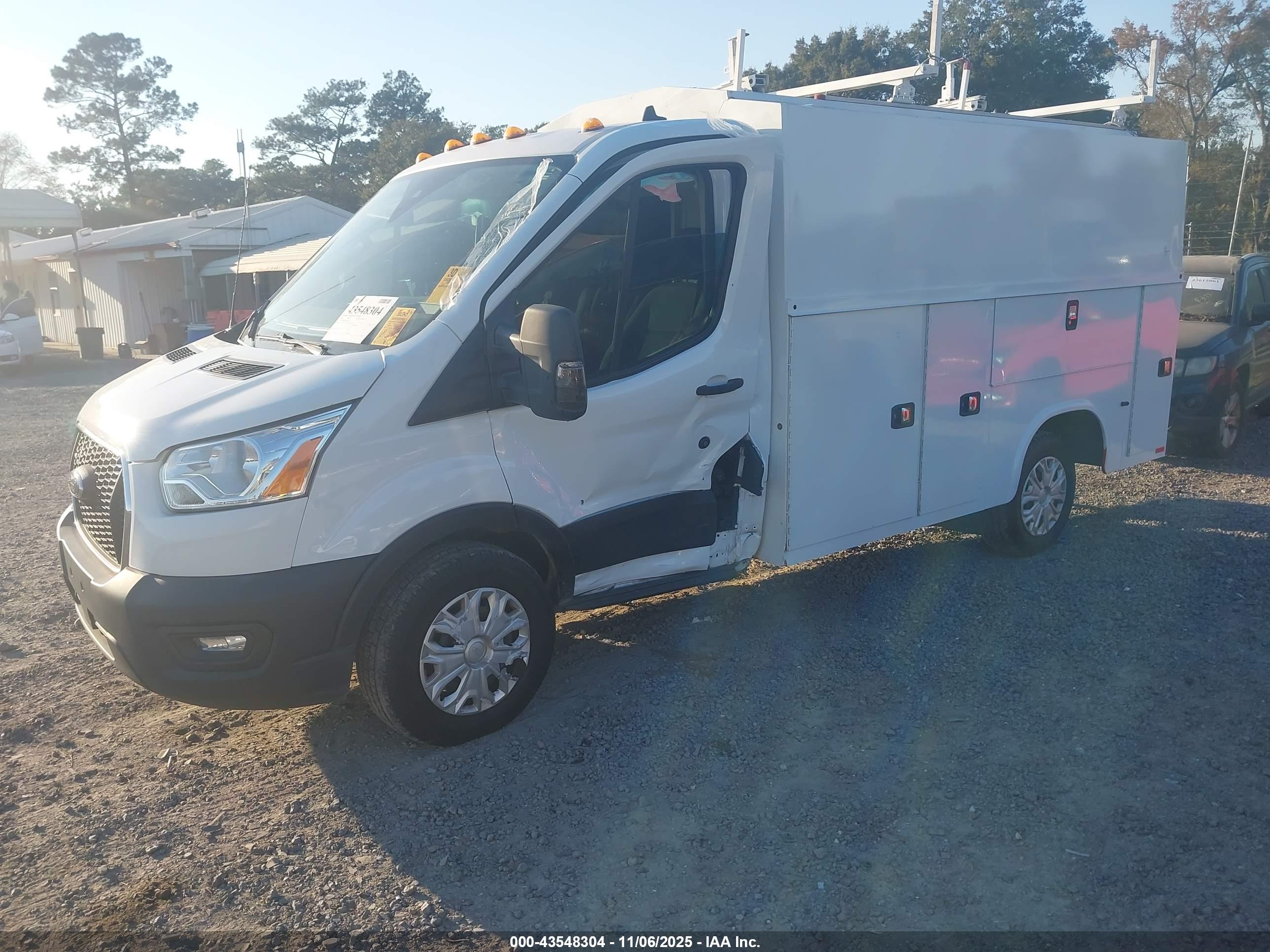 FORD TRANSIT-350 image 2