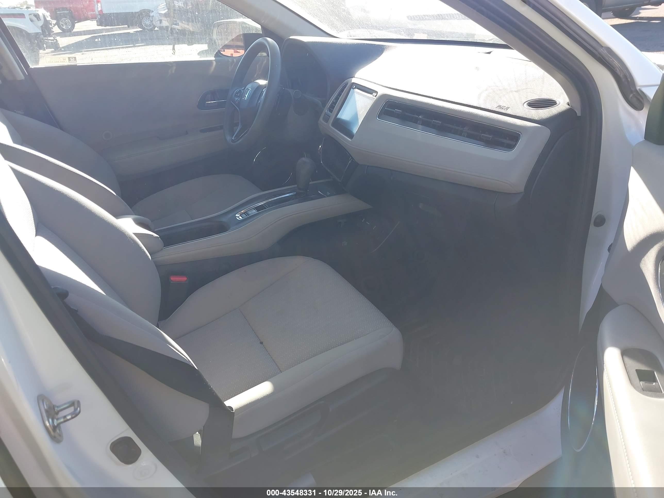 HONDA HR-V image 5