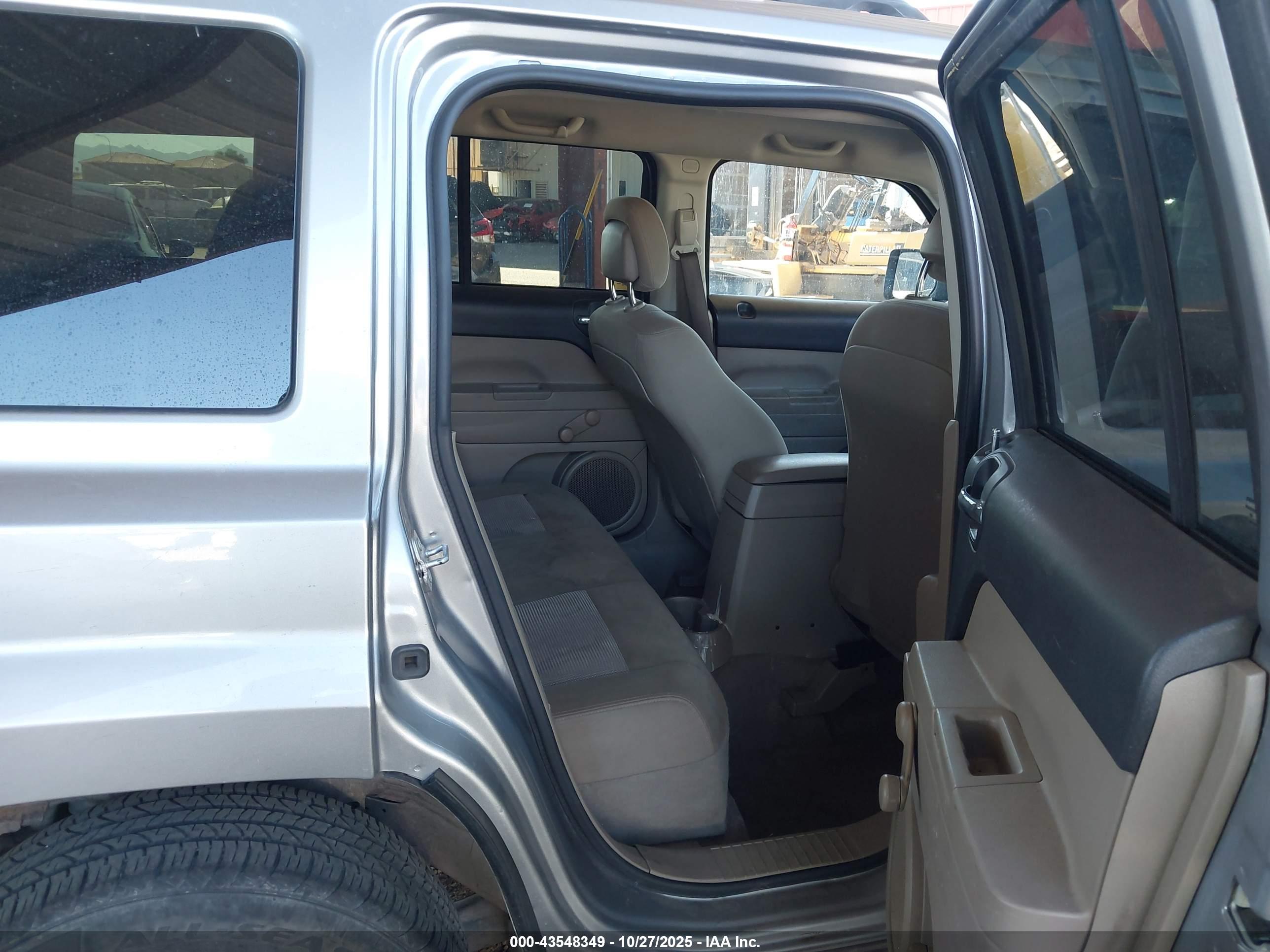 JEEP PATRIOT image 8
