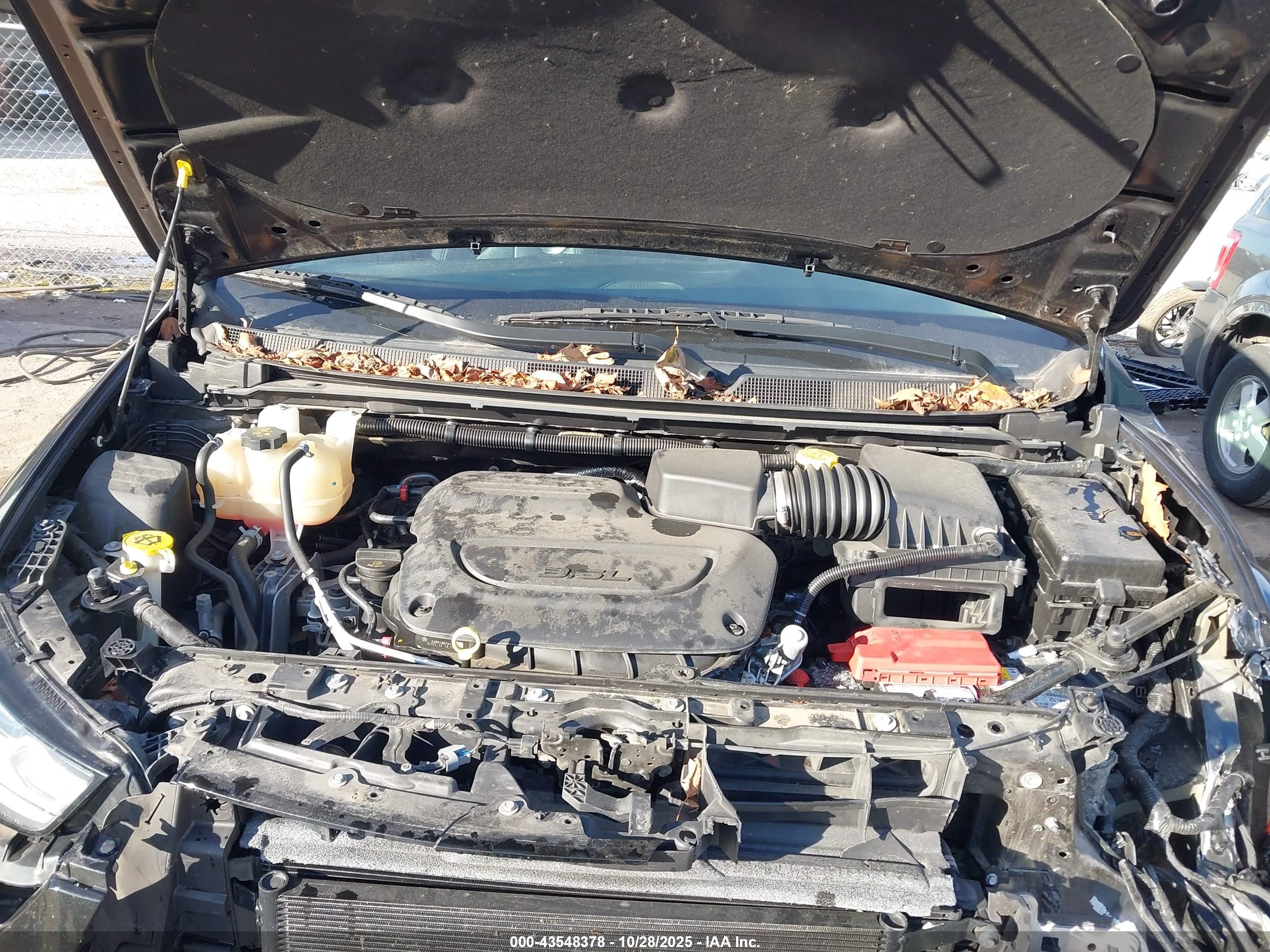 CHRYSLER PACIFICA image 10