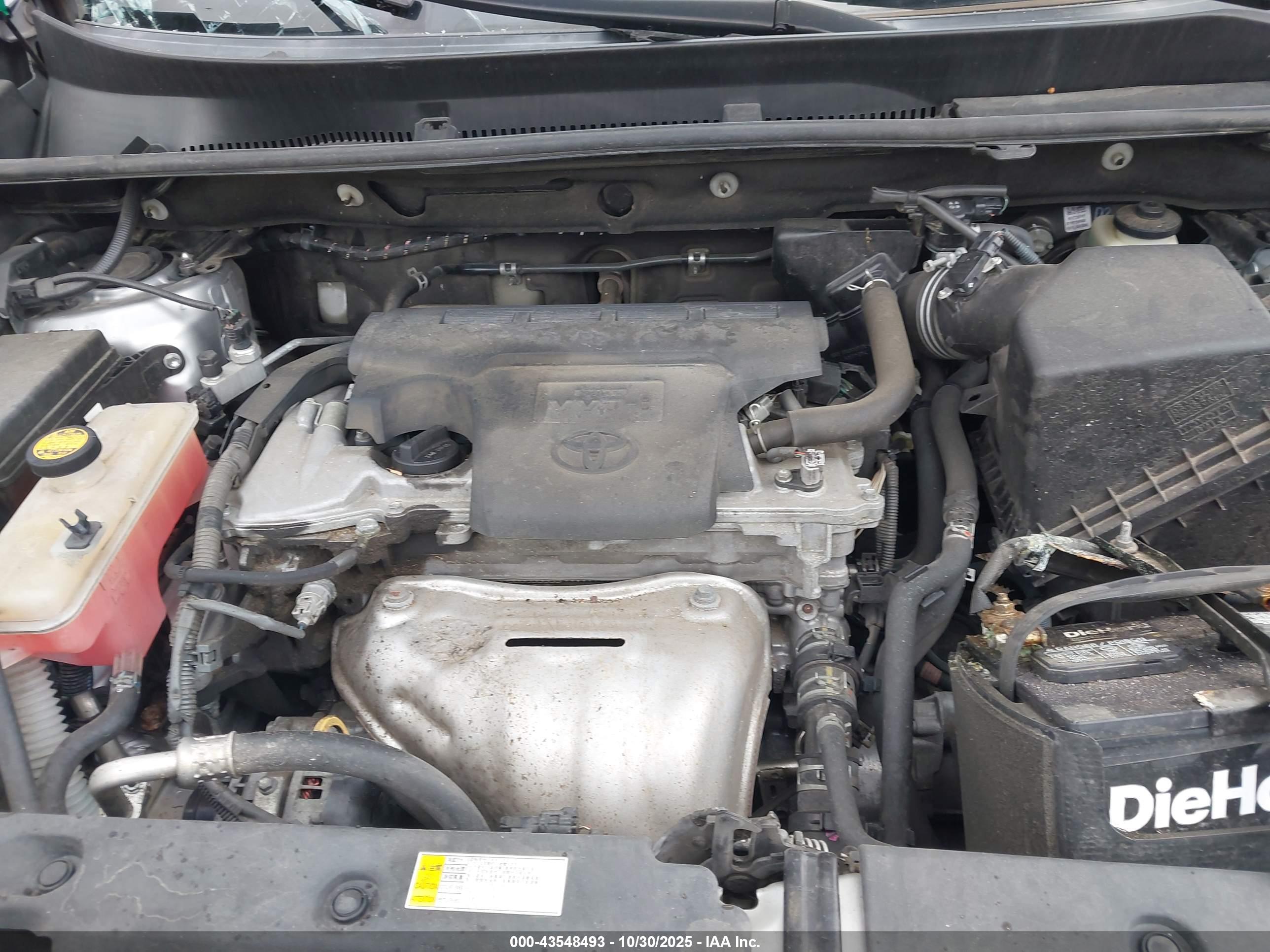 TOYOTA RAV4 image 10