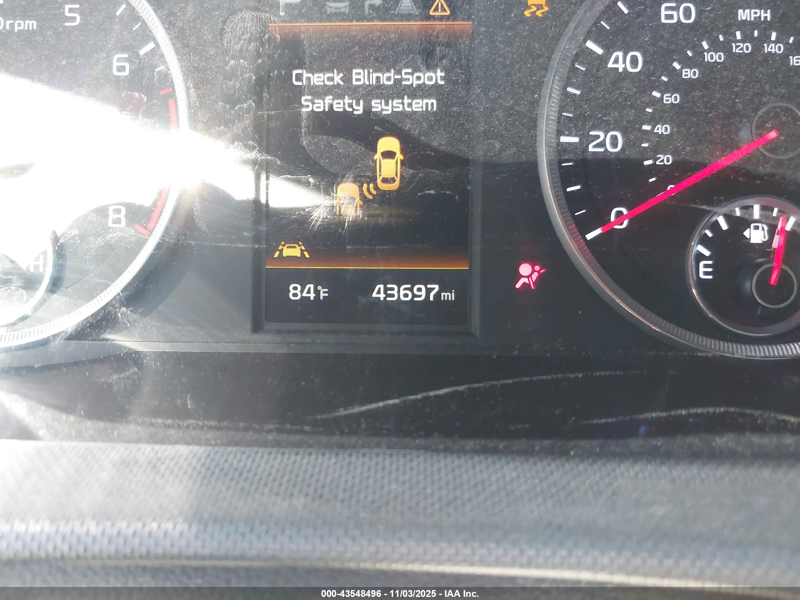 KIA K5 image 7