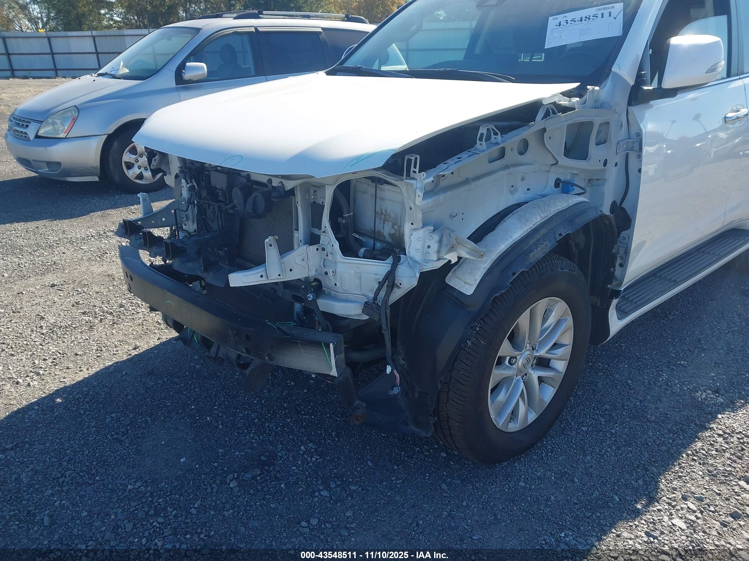 LEXUS GX image 6