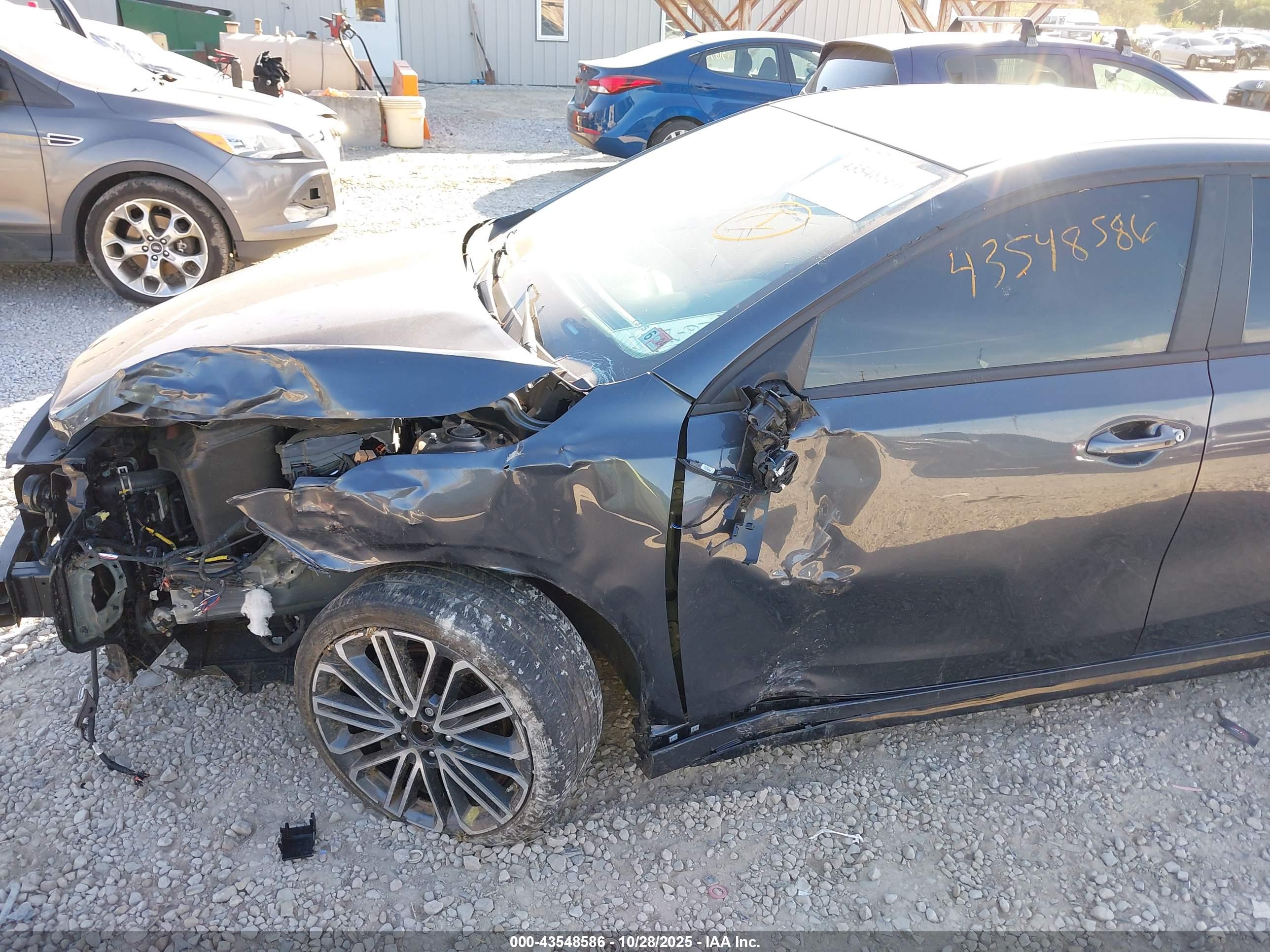 KIA FORTE image 6