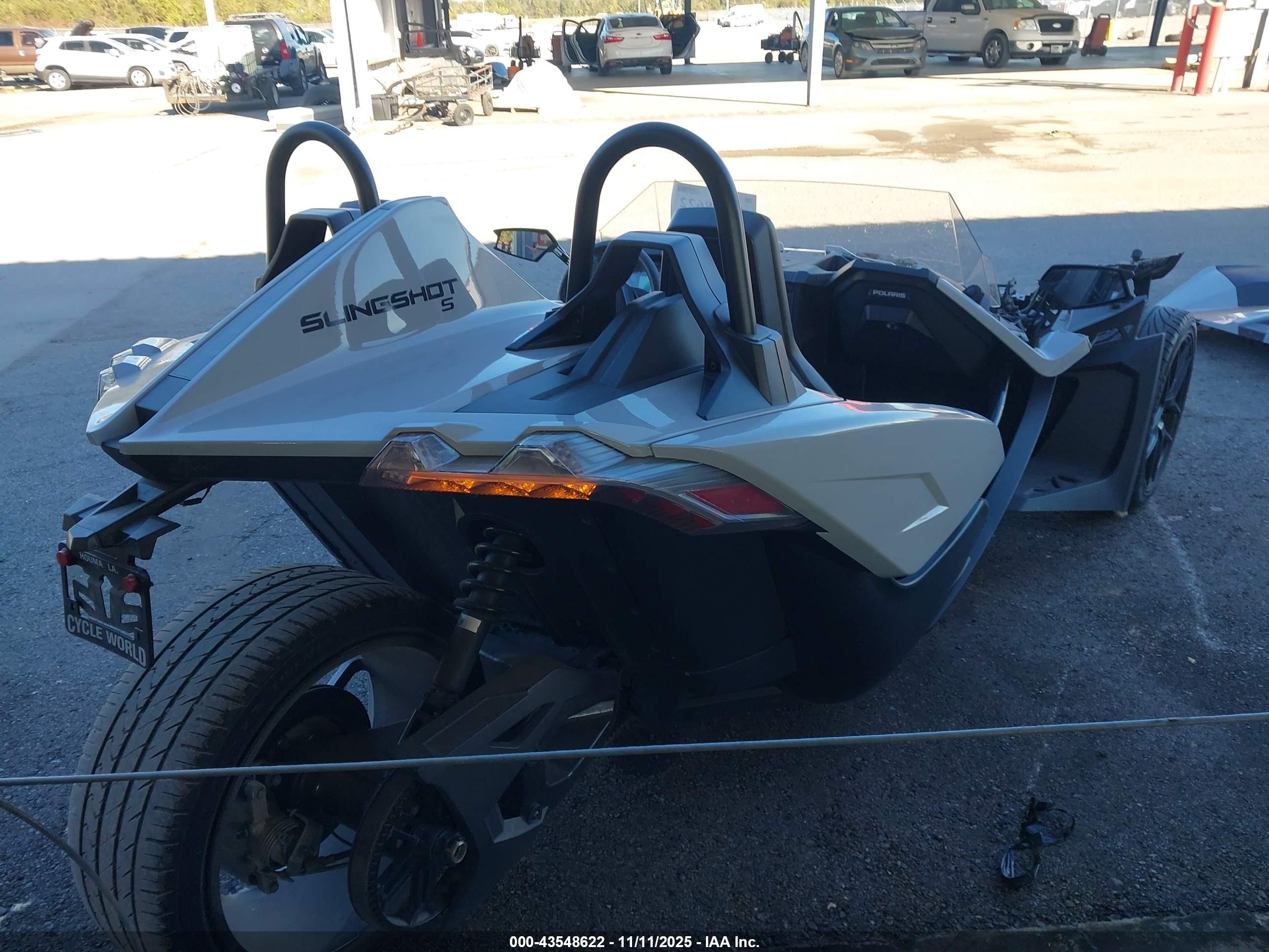 POLARIS SLINGSHOT image 4