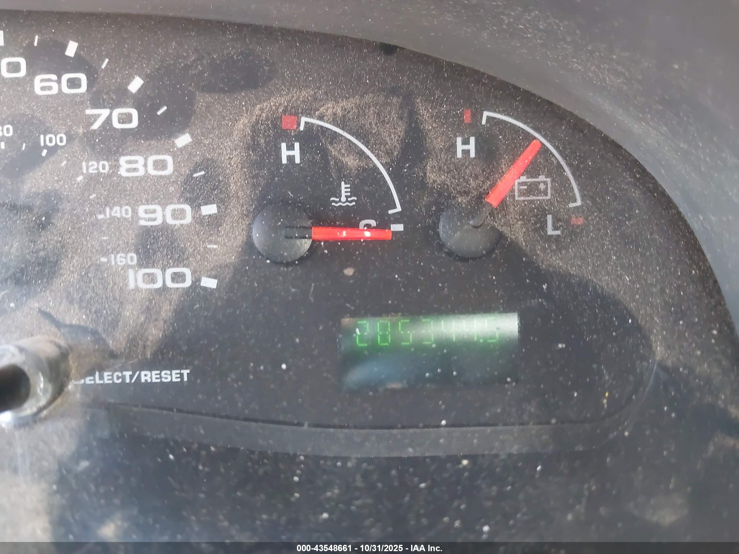 FORD E-150 image 7